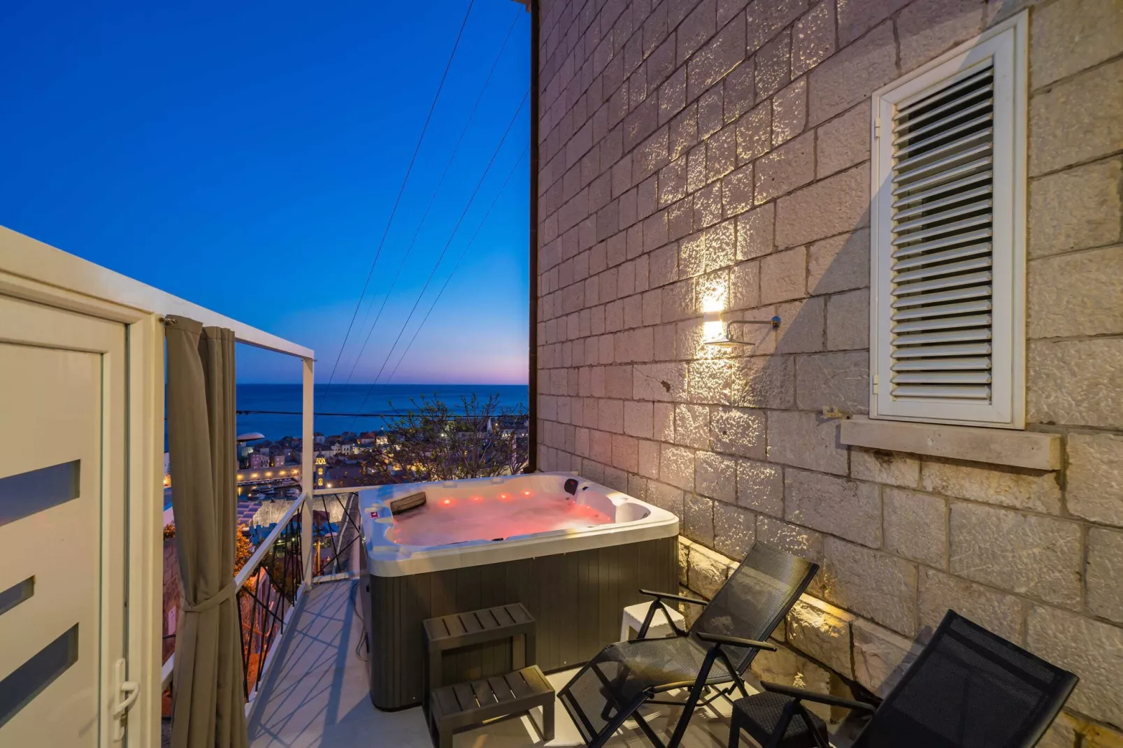 DUxperience Apartment - Two Bedroom Apartment with Terrace and Sea View-Buitenlucht