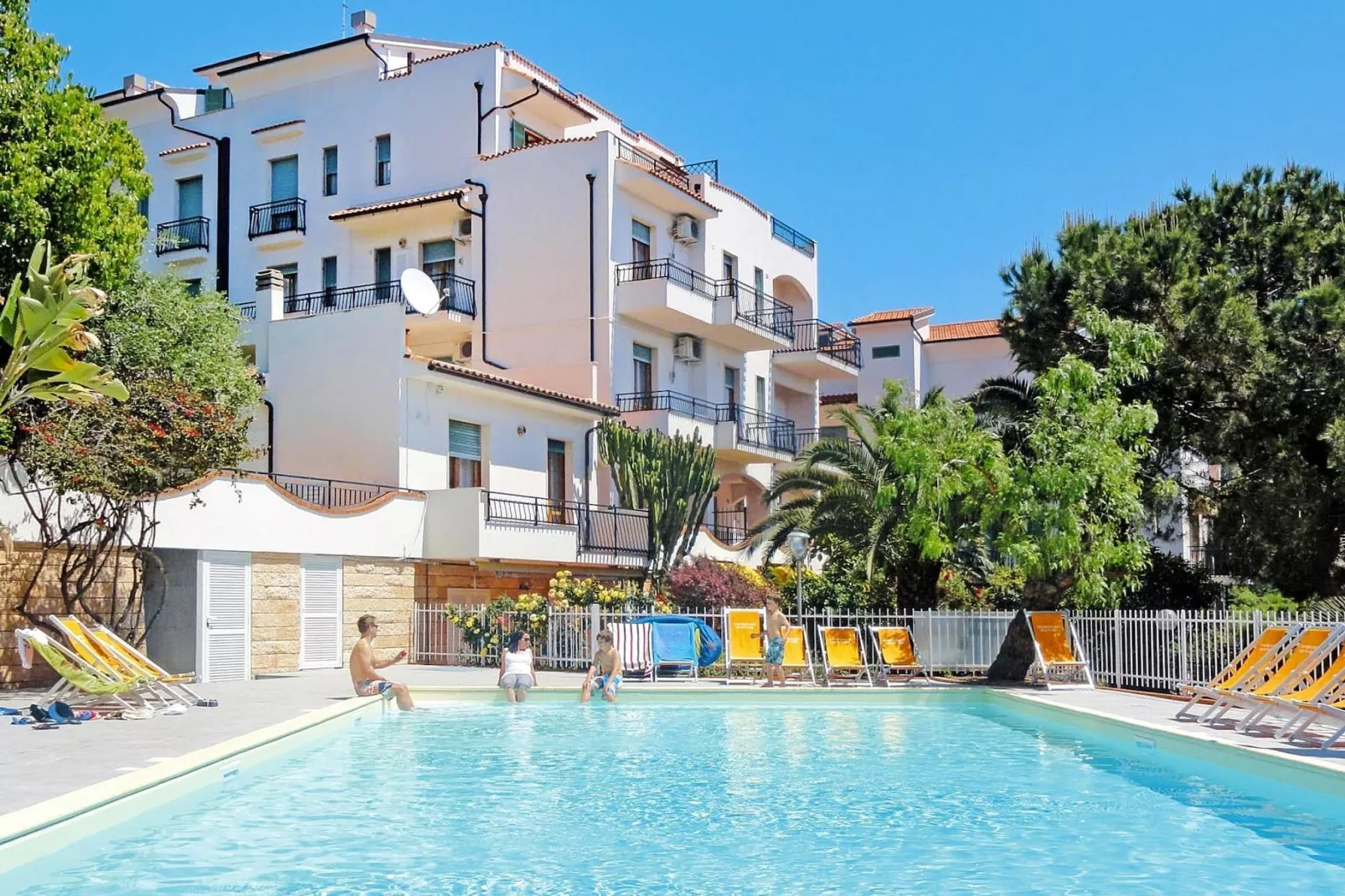 Residence Dei Fiori Pietra Ligure - C5/R5CM-Zwembad