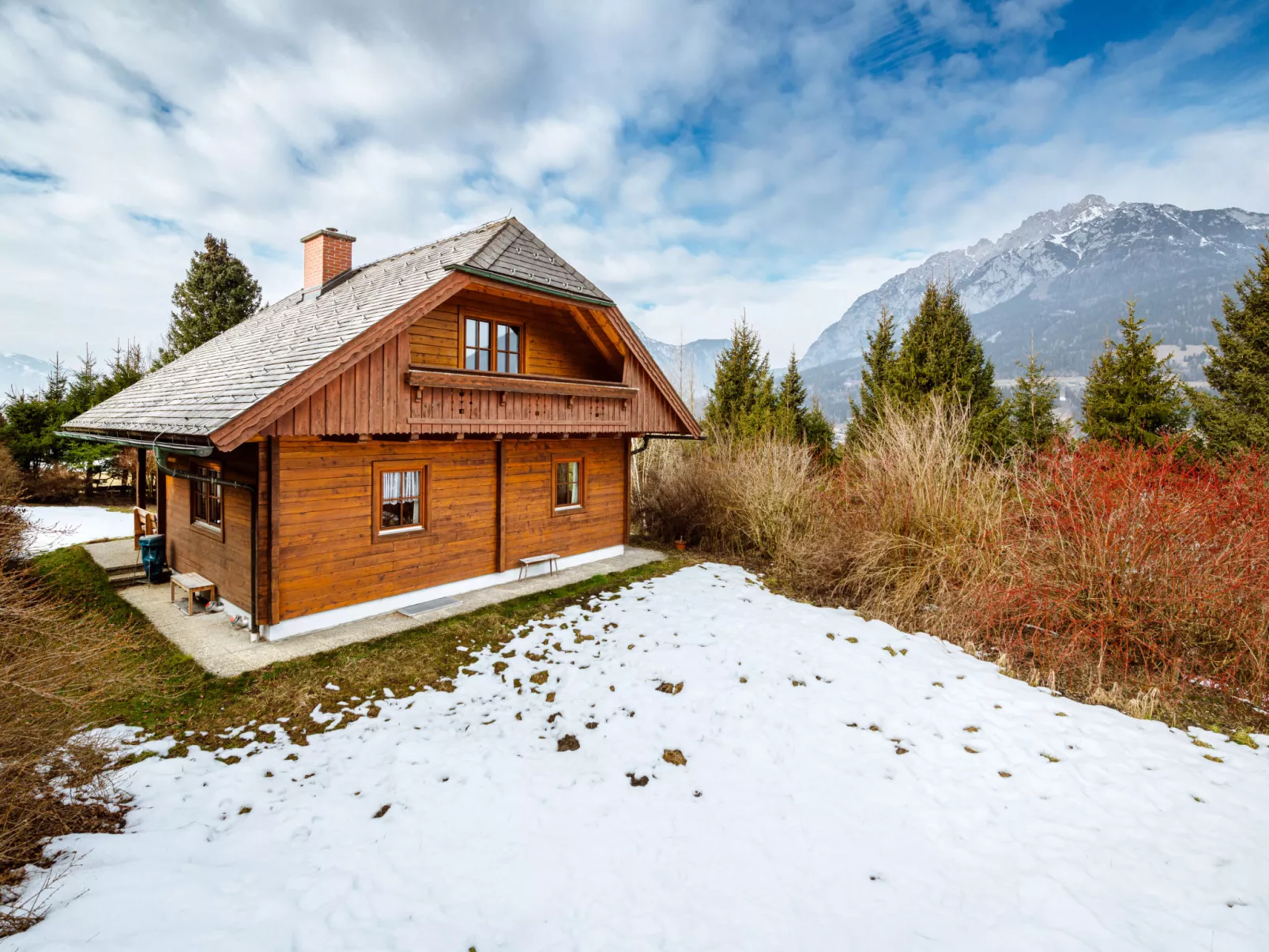 Simons Blockhütte-Buiten