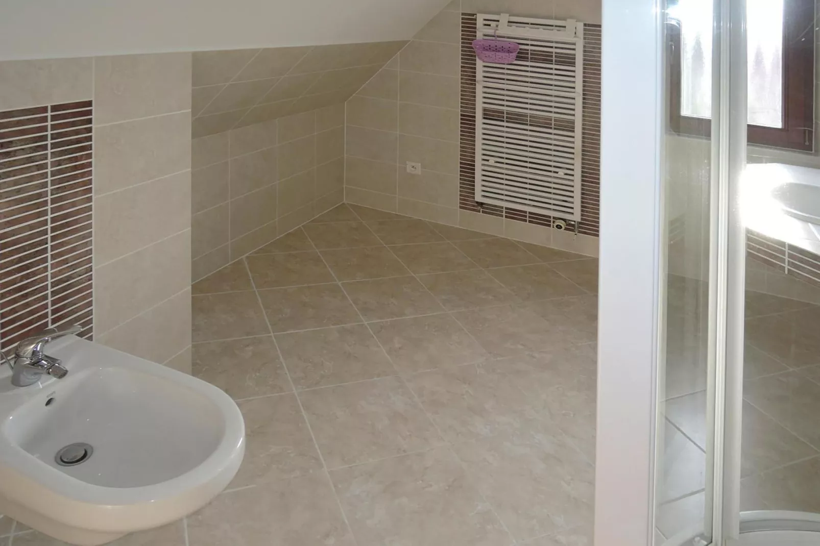 Semi-detached house Miedzyzdroje 150 qm-Badkamer