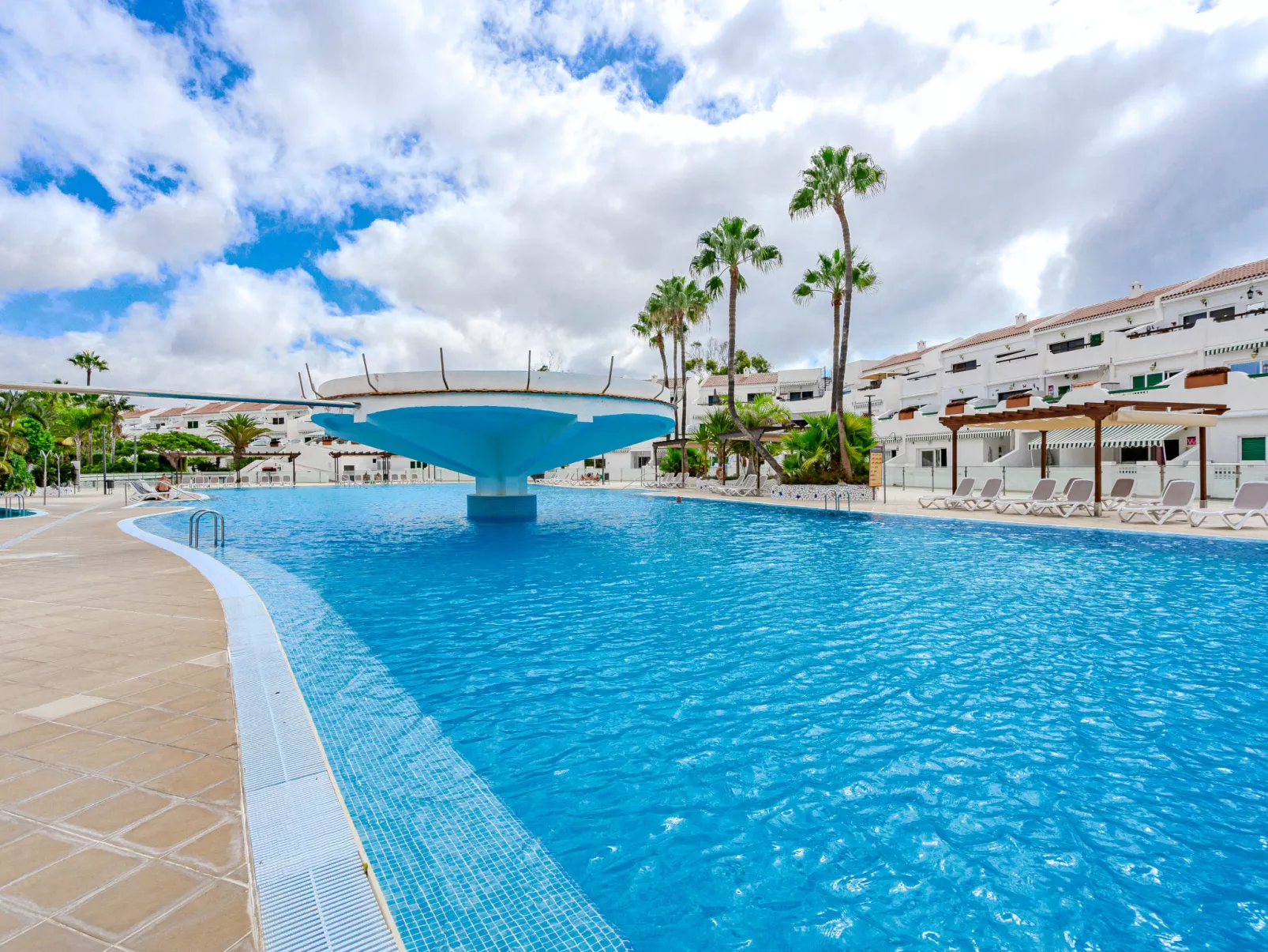 Parque Don Jose Poolside Retreat-Buiten
