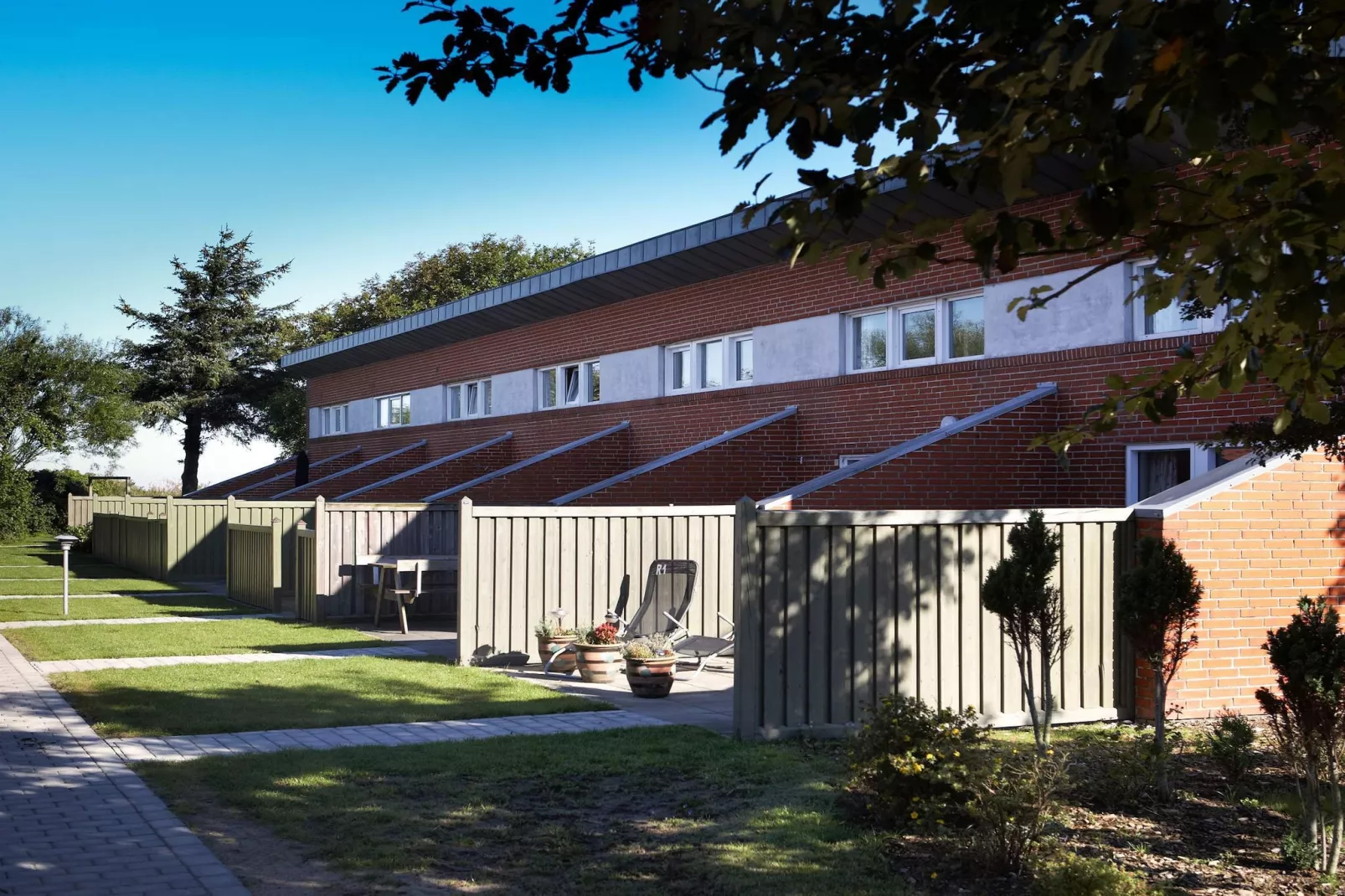 3 room,2 levels,dishwasher-Buitenlucht