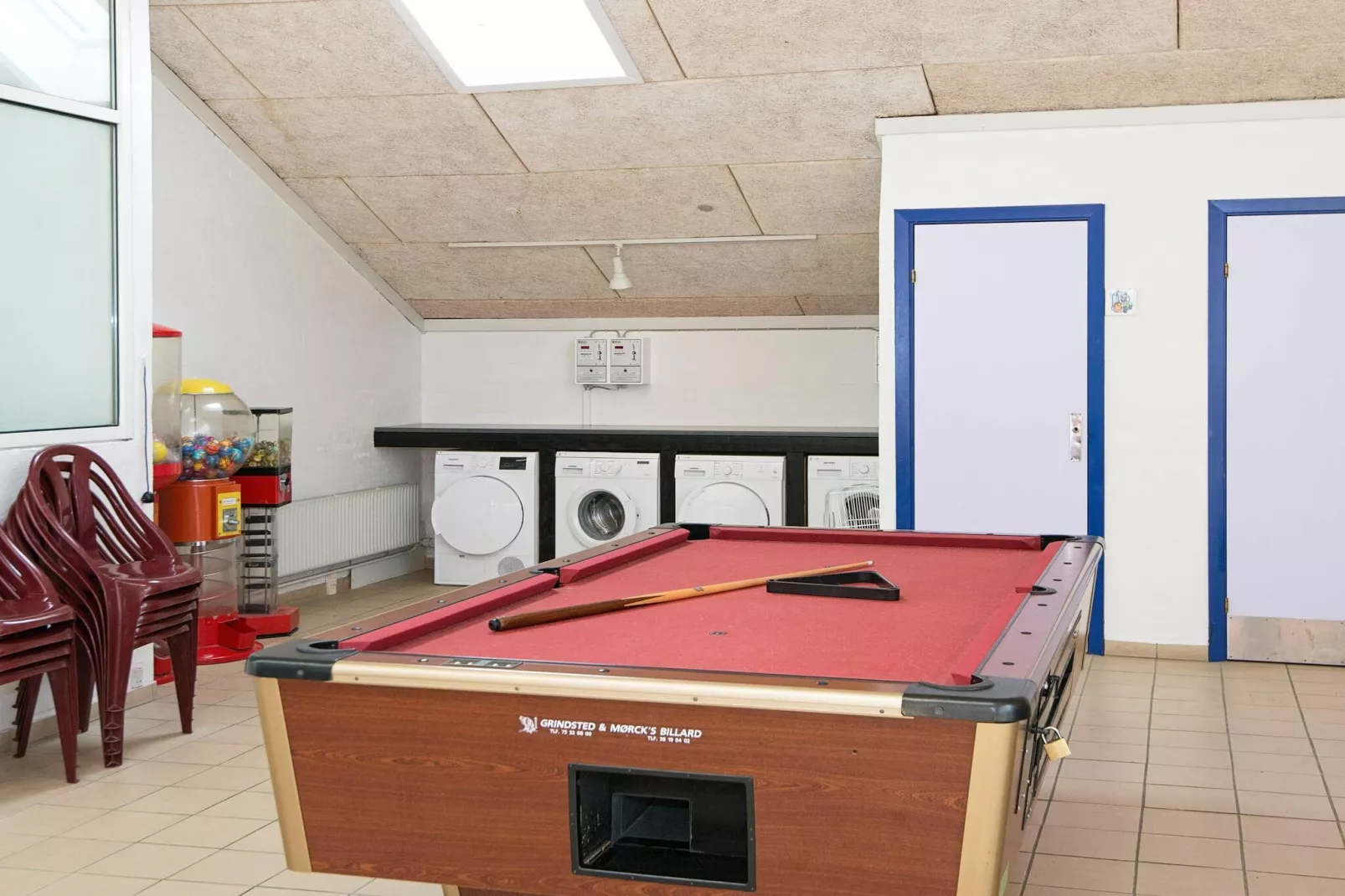 3 room,2 levels,dishwasher-Niet-getagd