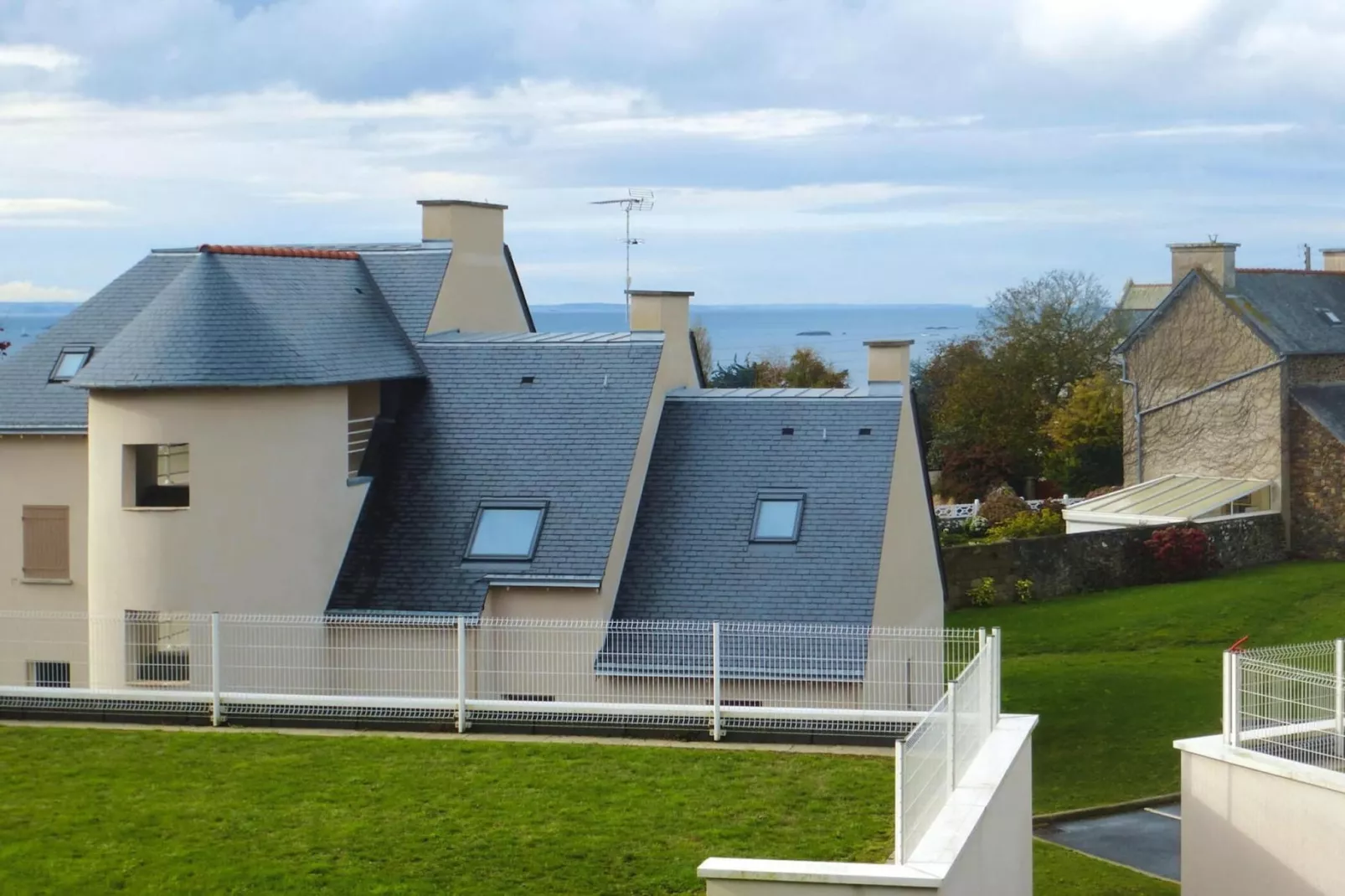 Terraced house St Quay-Portrieux-Buitenkant zomer