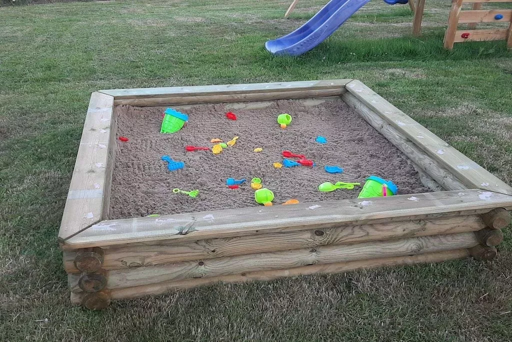 272676