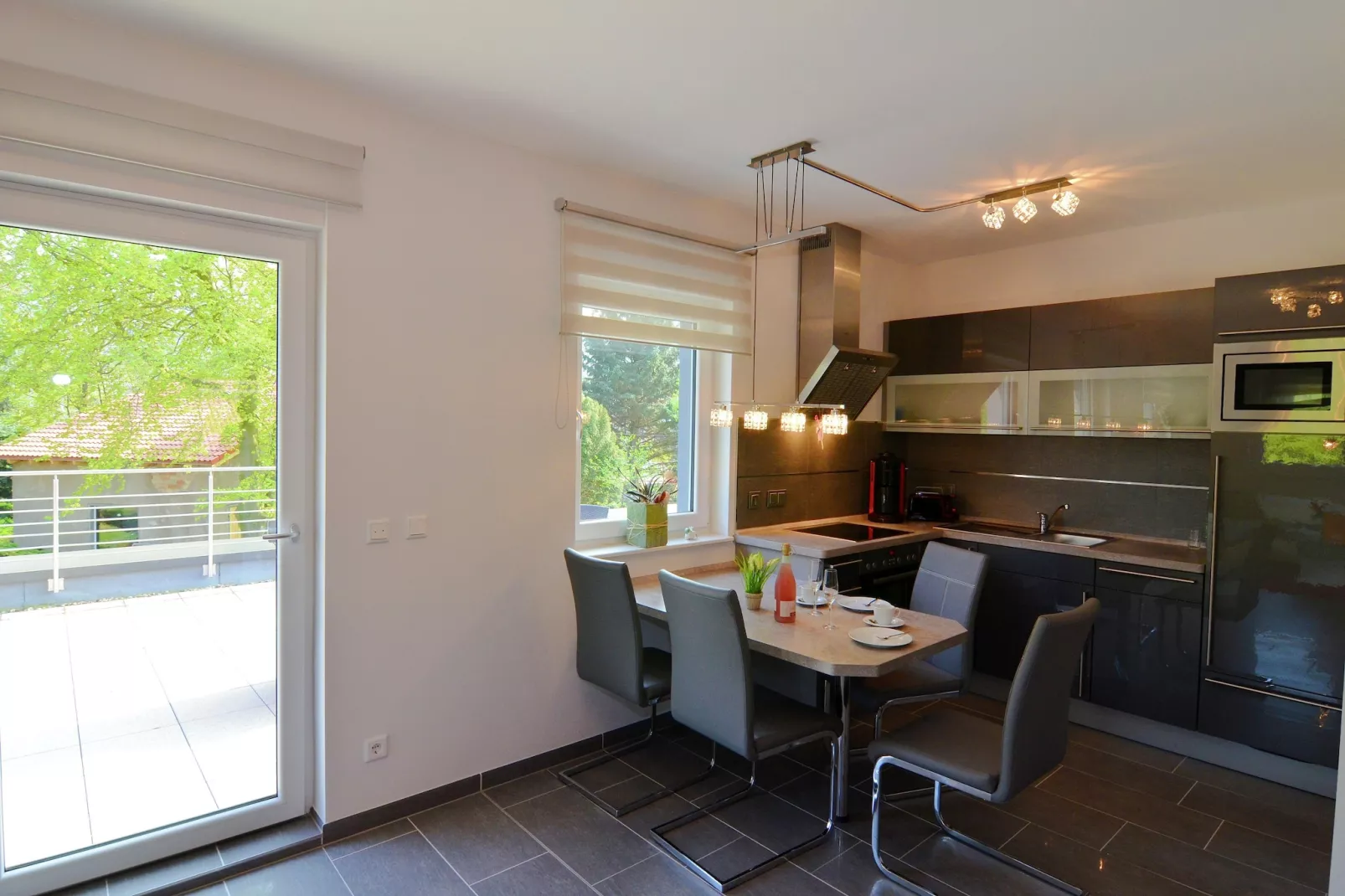 Sonnenschein-Eetkamer