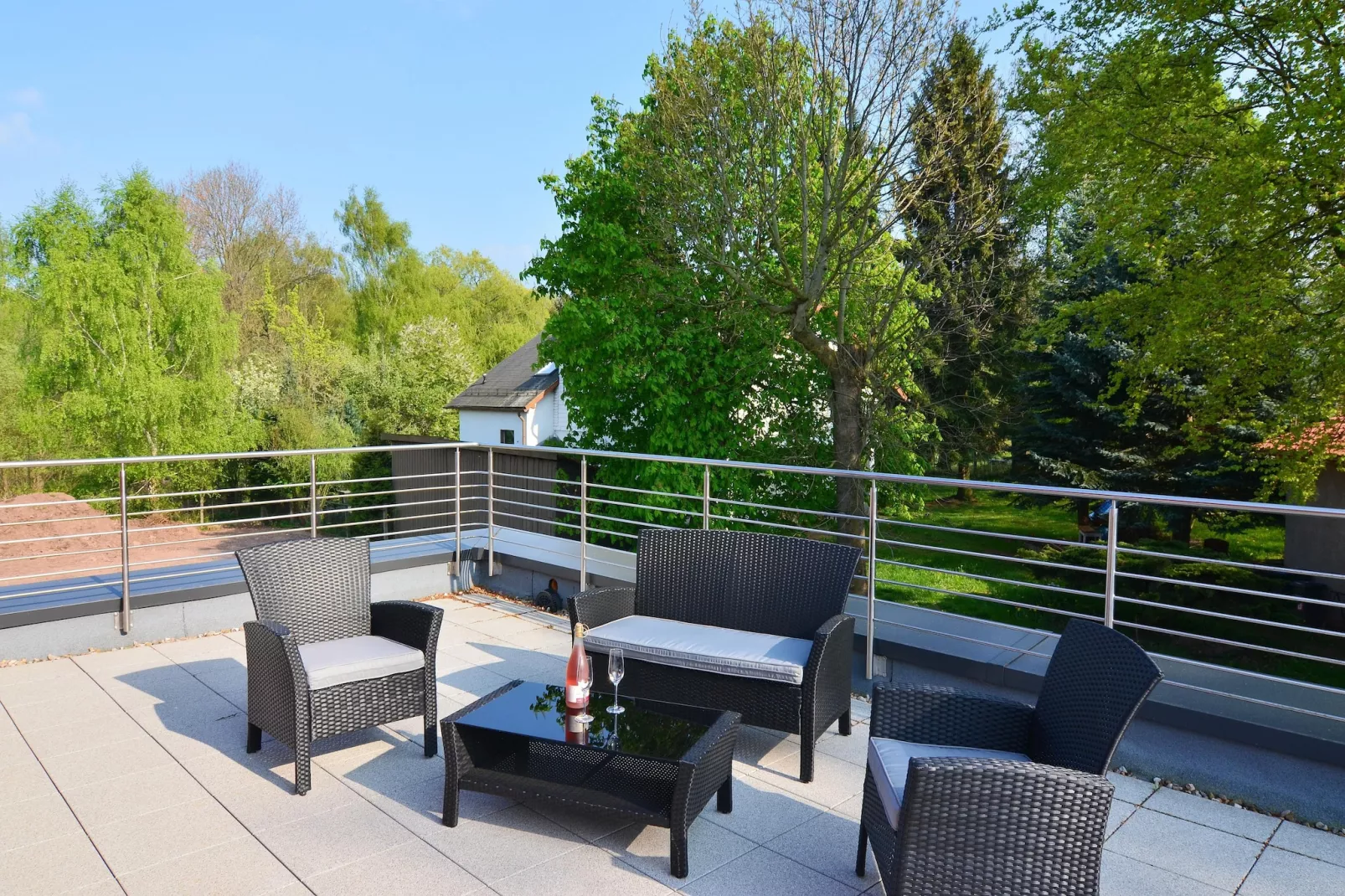 Sonnenschein-Terrasbalkon