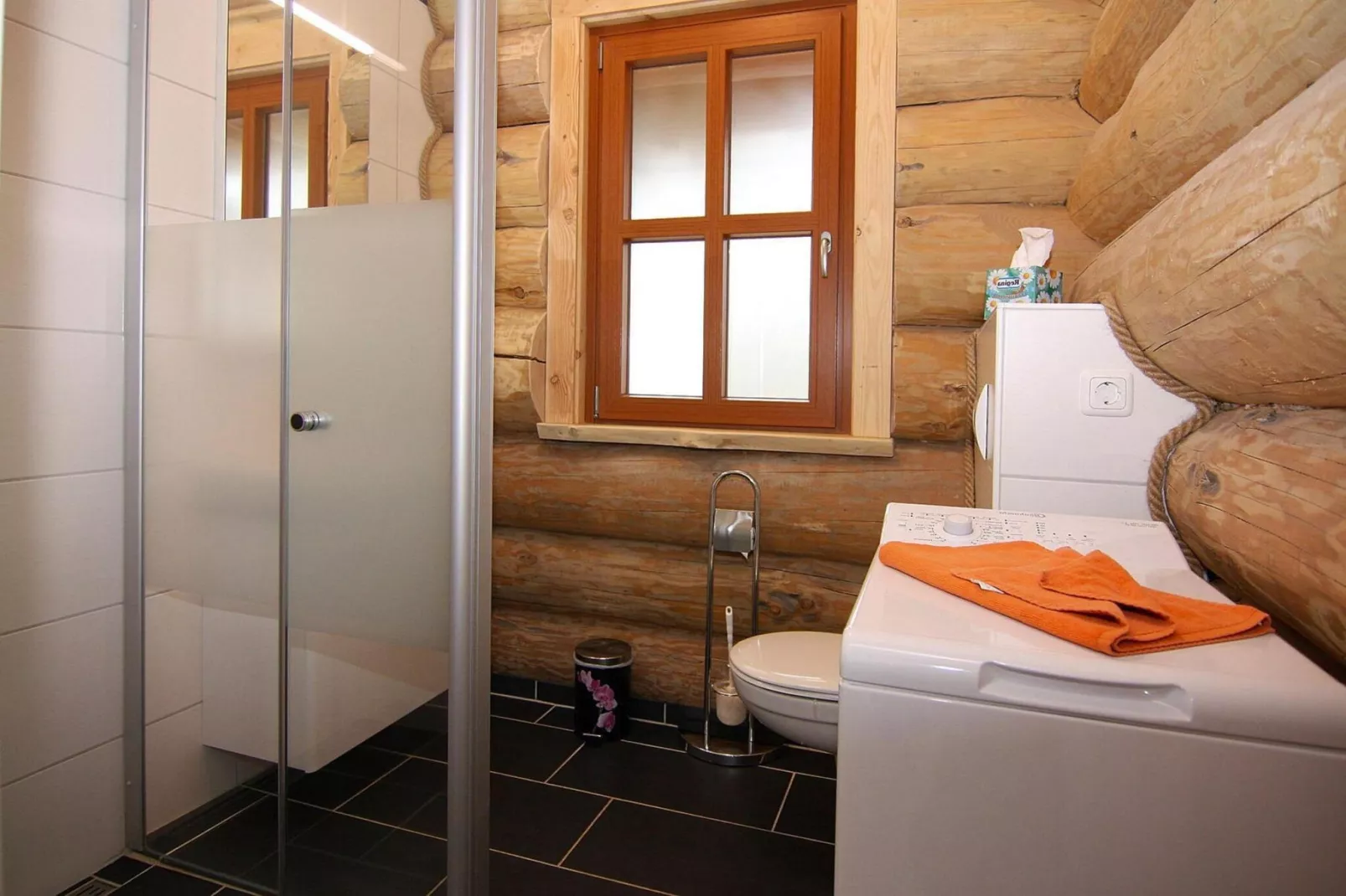 Blockhaus-Badkamer