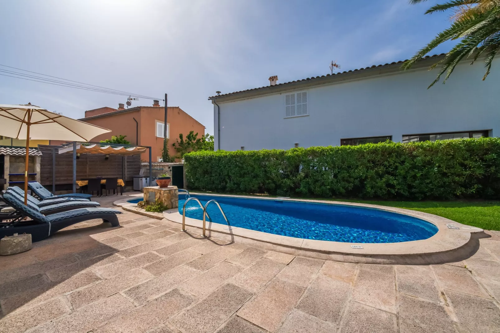 poolofhouse