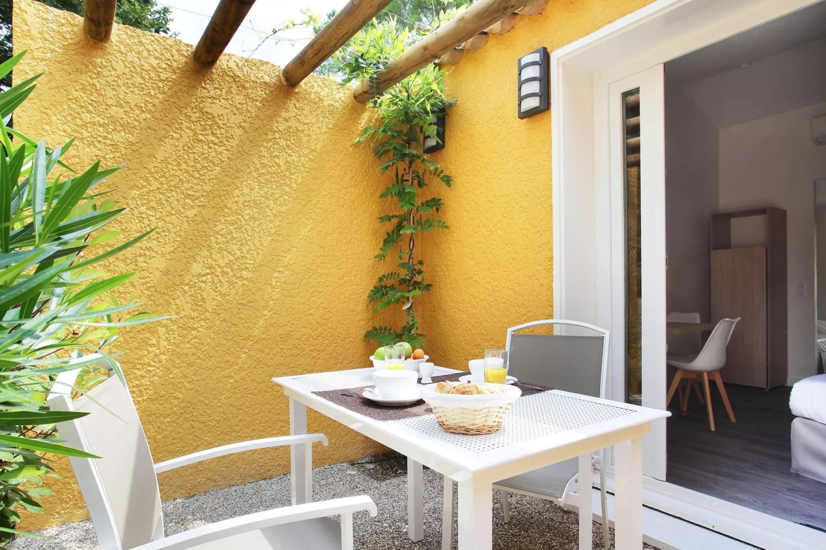Le village Camarguais Les Gardians 4-Terrasbalkon