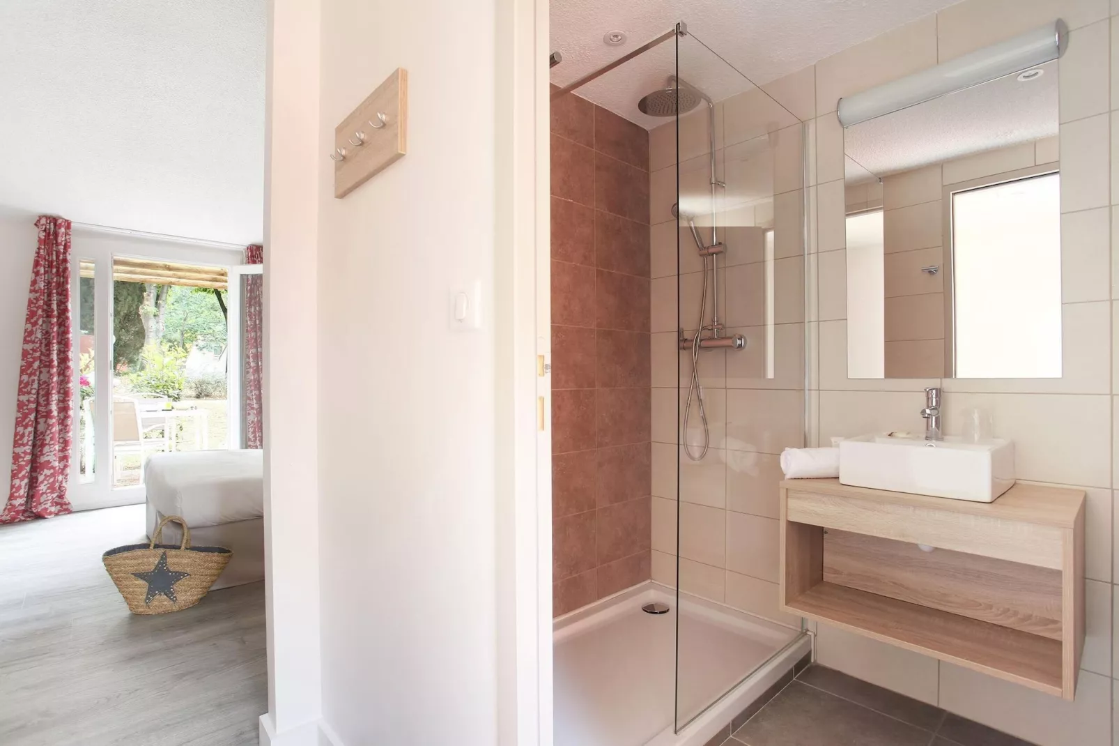 Le village Camarguais Les Gardians 4-Badkamer