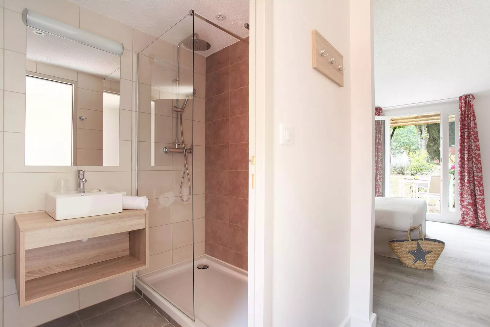 Le village Camarguais Les Gardians 4-Badkamer