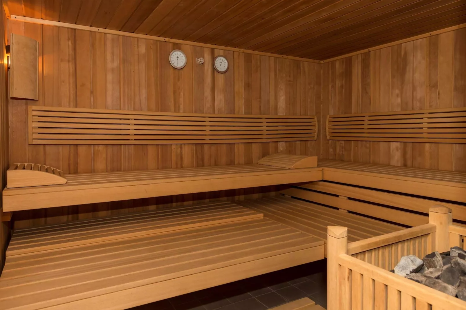 Le Domaine des Rois 3-Wellness