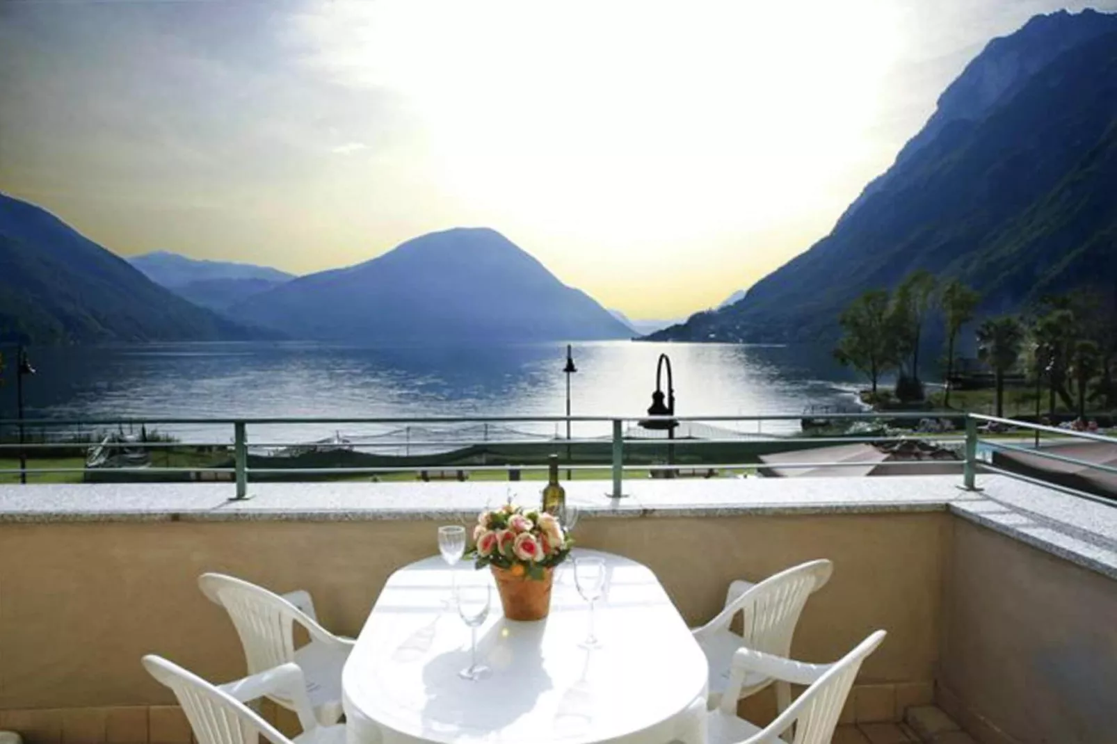 Residence Porto Letizia Porlezza - Villas bilocale 4 pax Vista Lago Plus V1LP4 Lake View 8215-Terrasbalkon