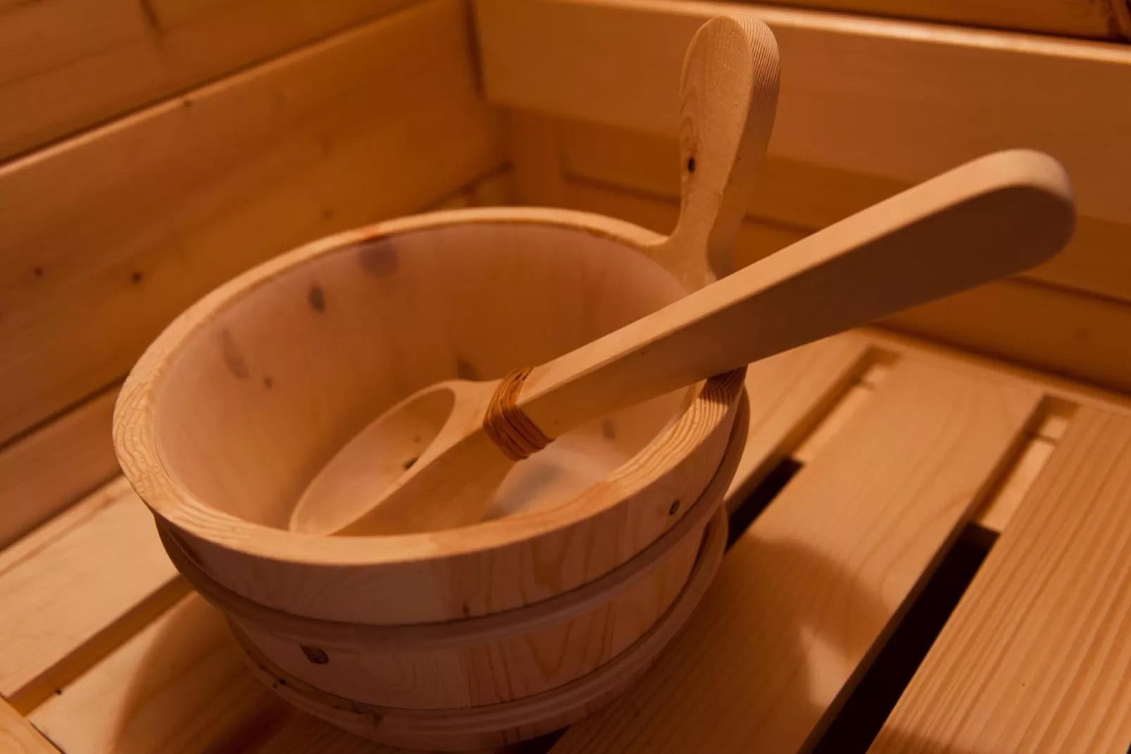 Skip Wellness de luxe met sauna-Sfeer