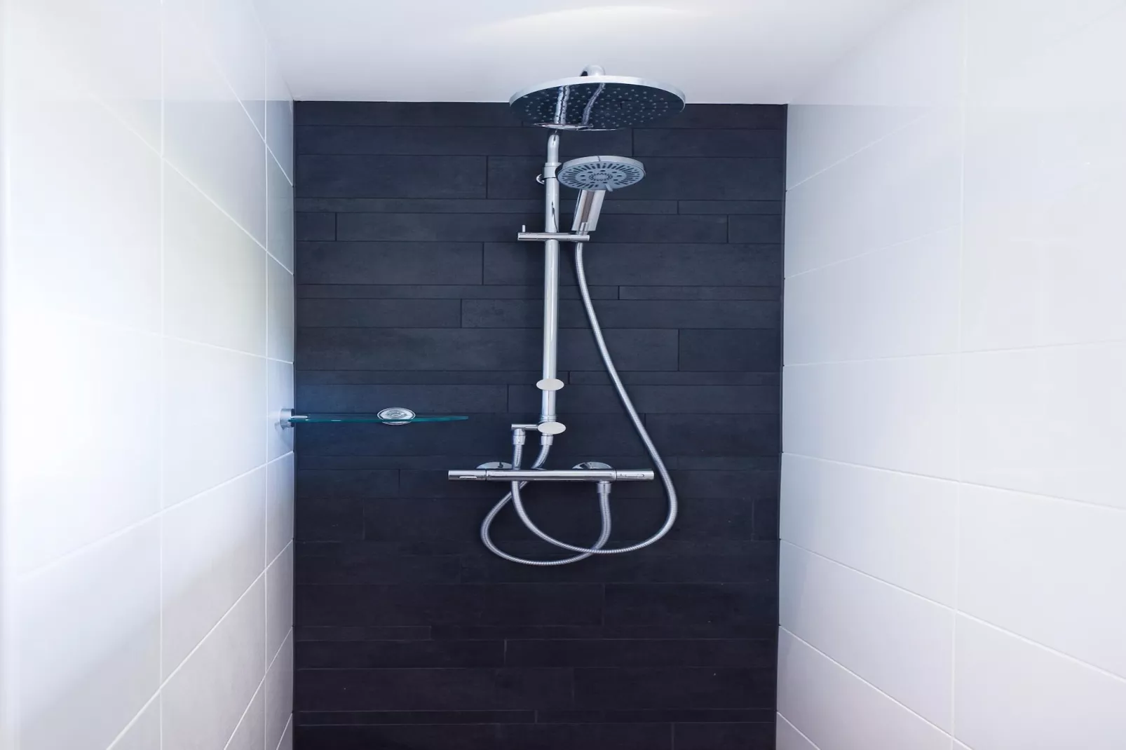 Skip Wellness de luxe met sauna-Badkamer