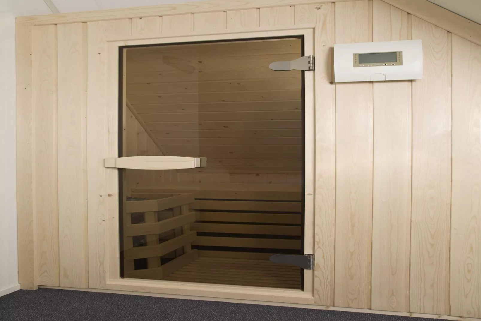 Skip Wellness de luxe met sauna-Sfeer