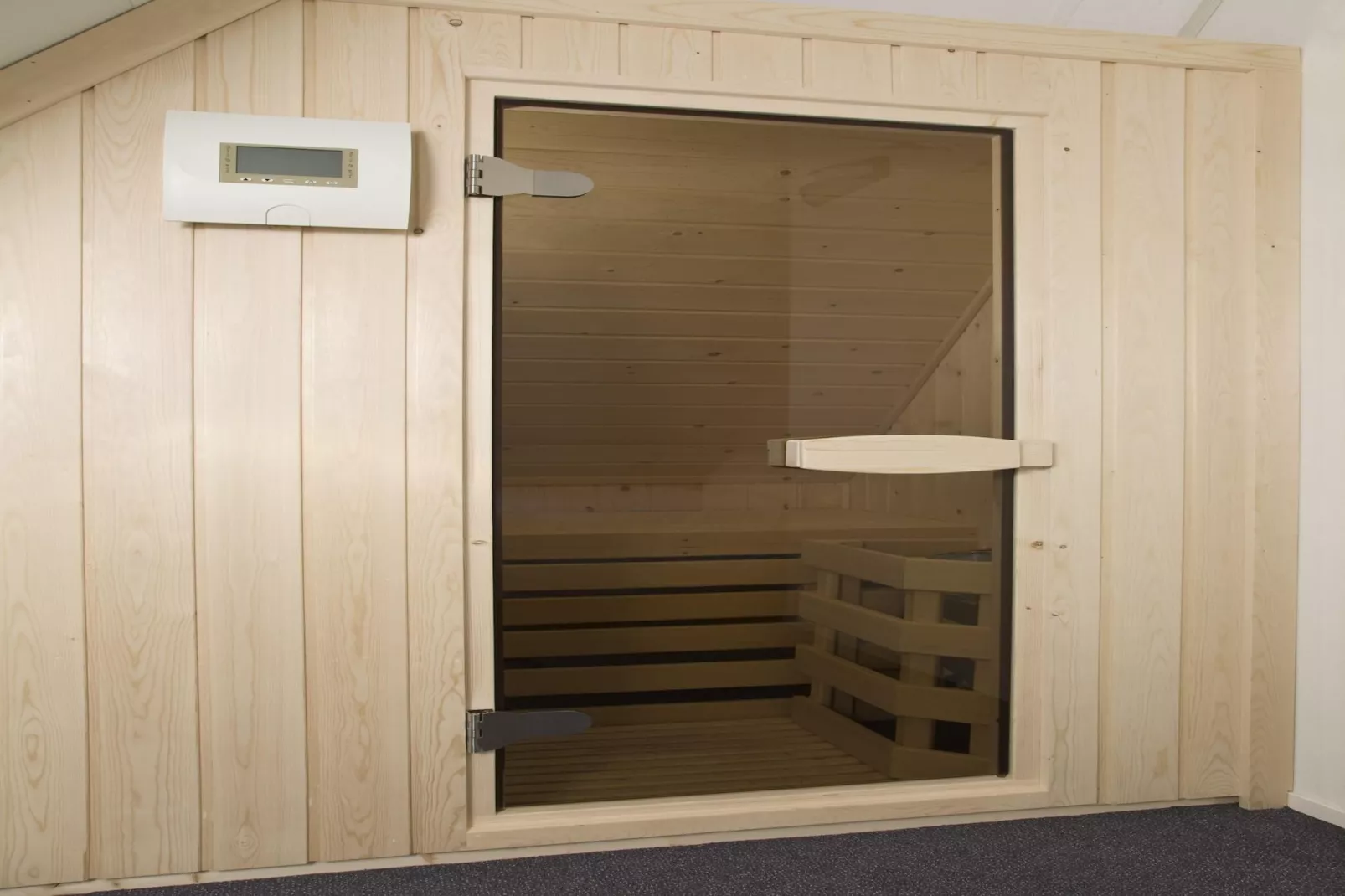 Skip Wellness de luxe met sauna-Sfeer