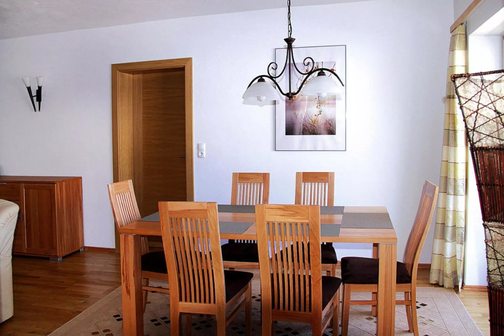 Vicky Apartments-Eetkamer