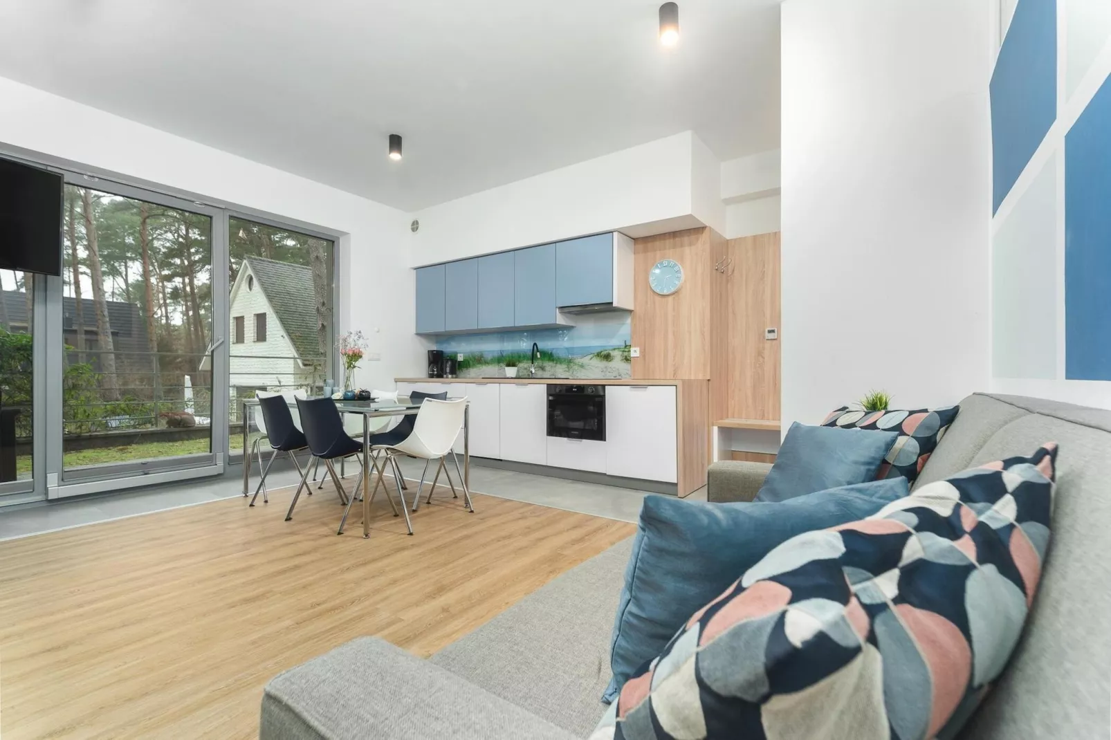 Apartament 2-pokojowy dla 6 osób Grunwaldzka 12c4 Pobierowo-Woonkamer