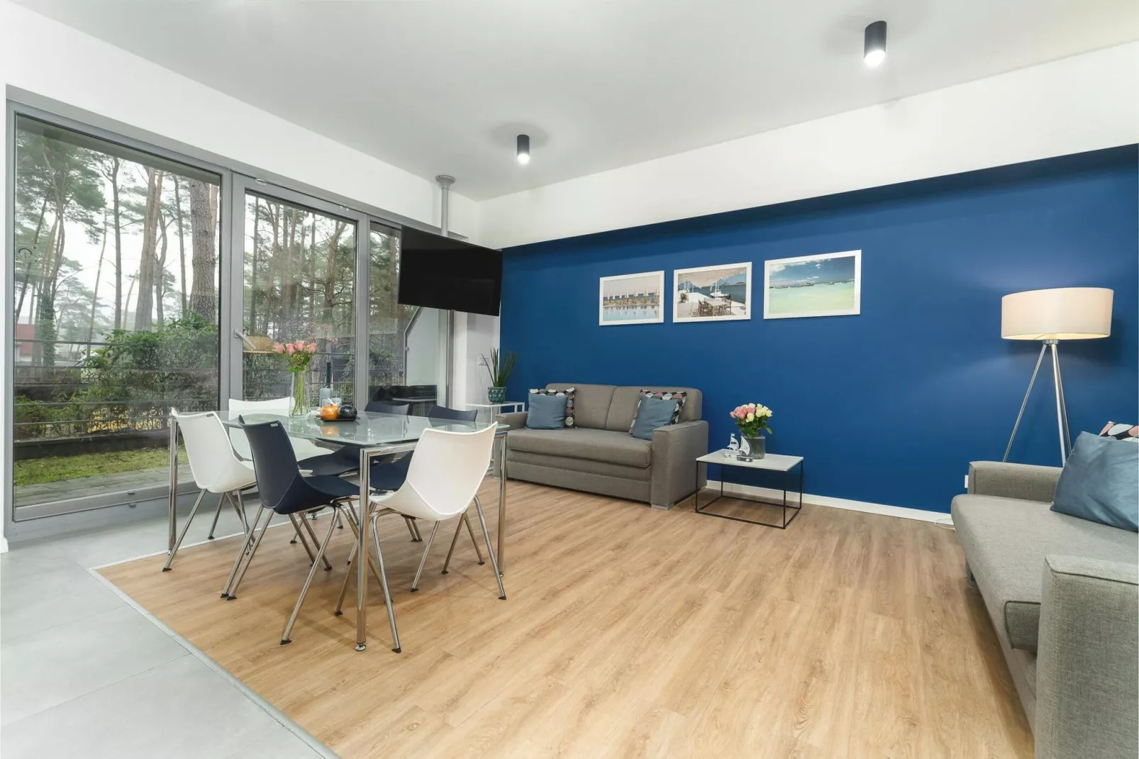 Apartament 2-pokojowy dla 6 osób Grunwaldzka 12c4 Pobierowo-Eetkamer