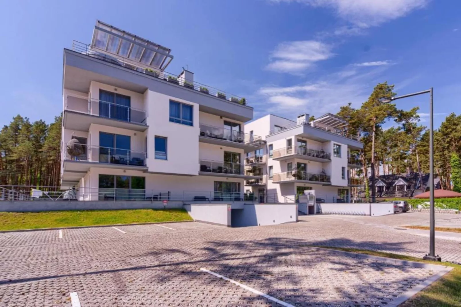 Apartament dla 4 osób Grunwaldzka 12c23 Pobierowo-Buitenkant zomer