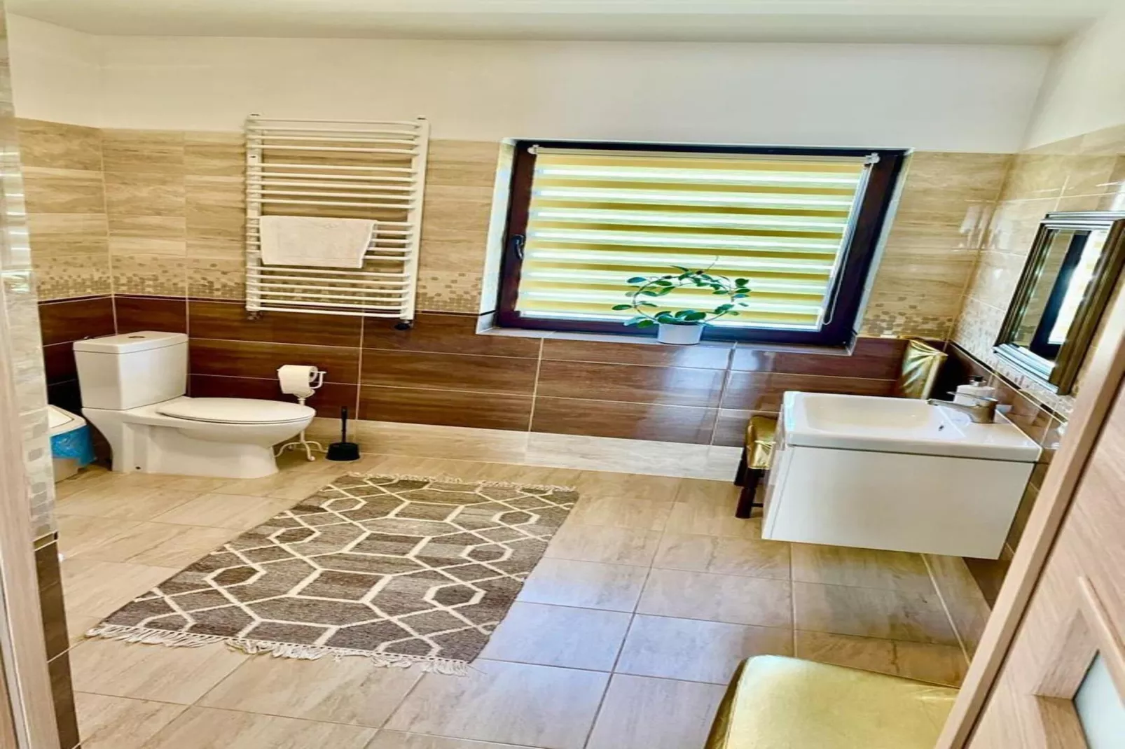 Holiday spacious modern flat in Dabrowa-Badkamer