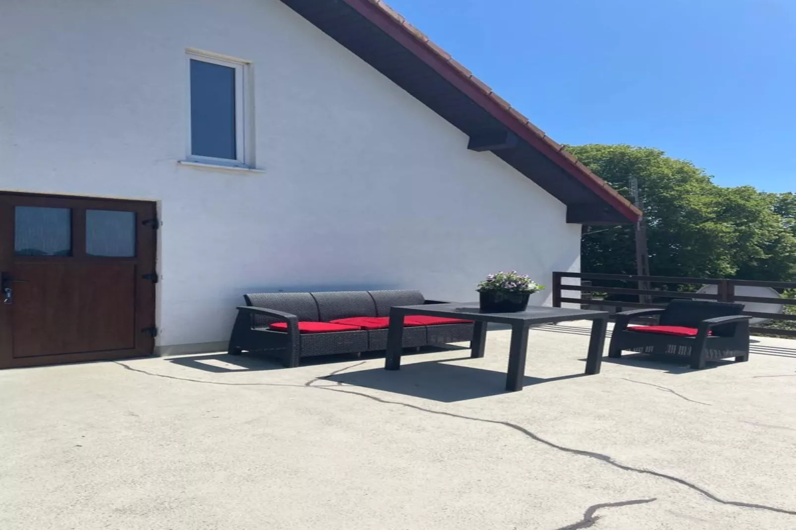 Holiday spacious modern flat in Dabrowa-Terrasbalkon