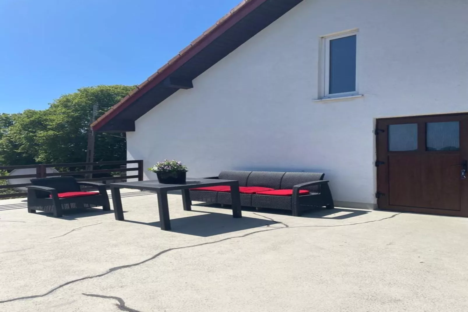 Holiday spacious modern flat in Dabrowa-Terrasbalkon