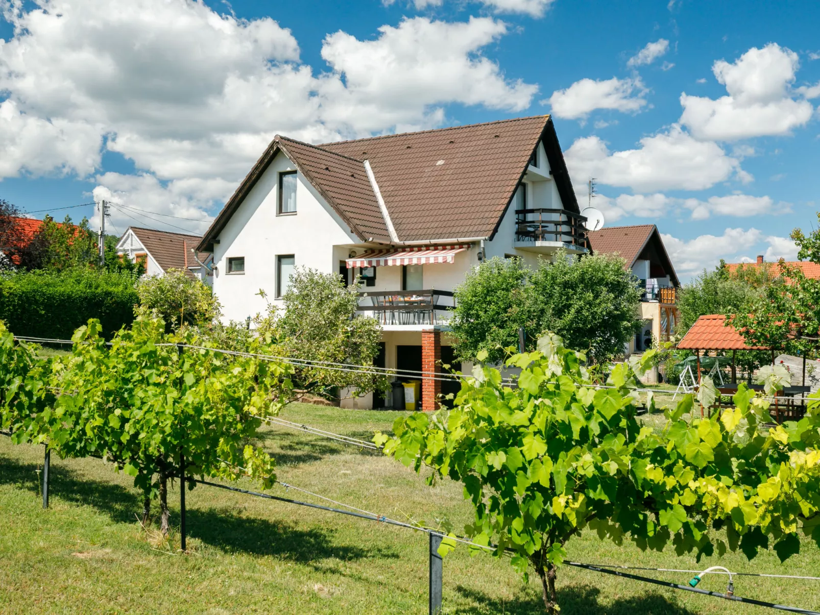 Antal-Buiten