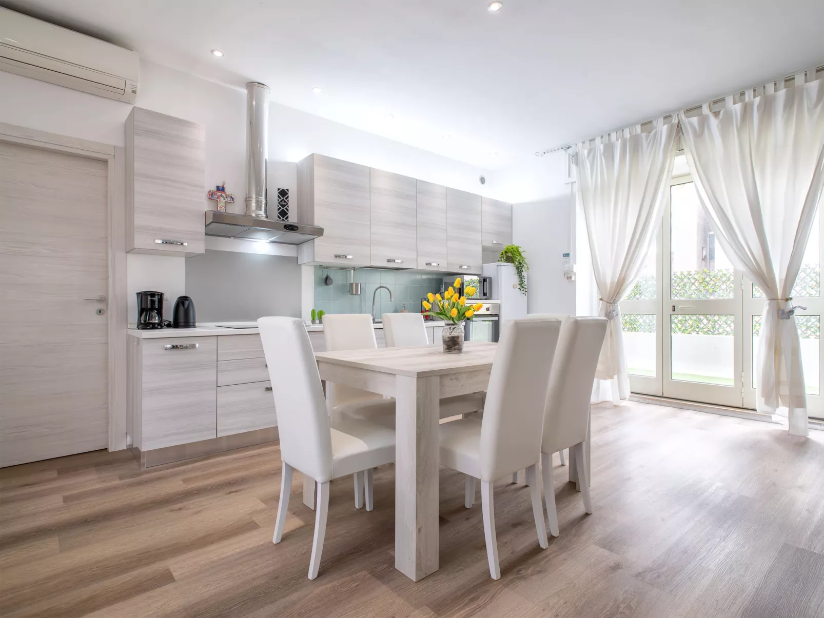 Lorenas'Home-Binnen