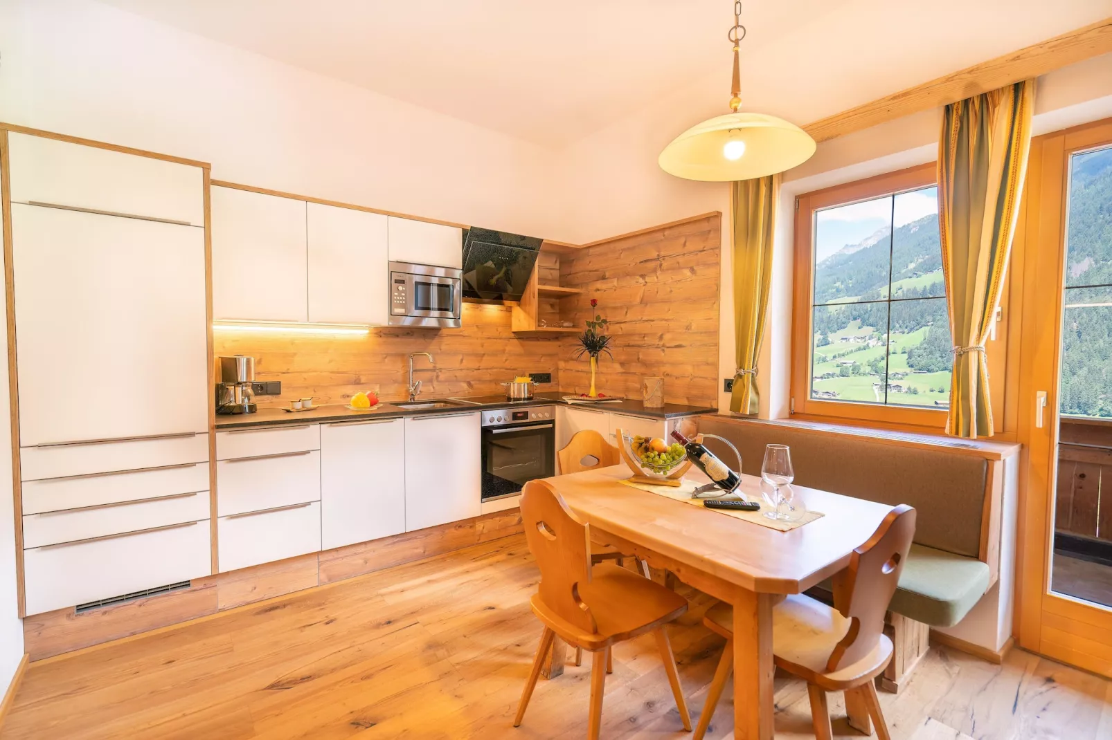 Apartment 5-Eetkamer