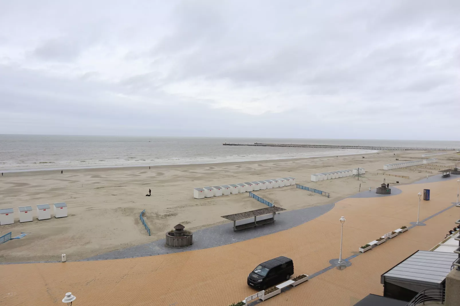 CASINO AB A0403GAR-Uitzicht zomer