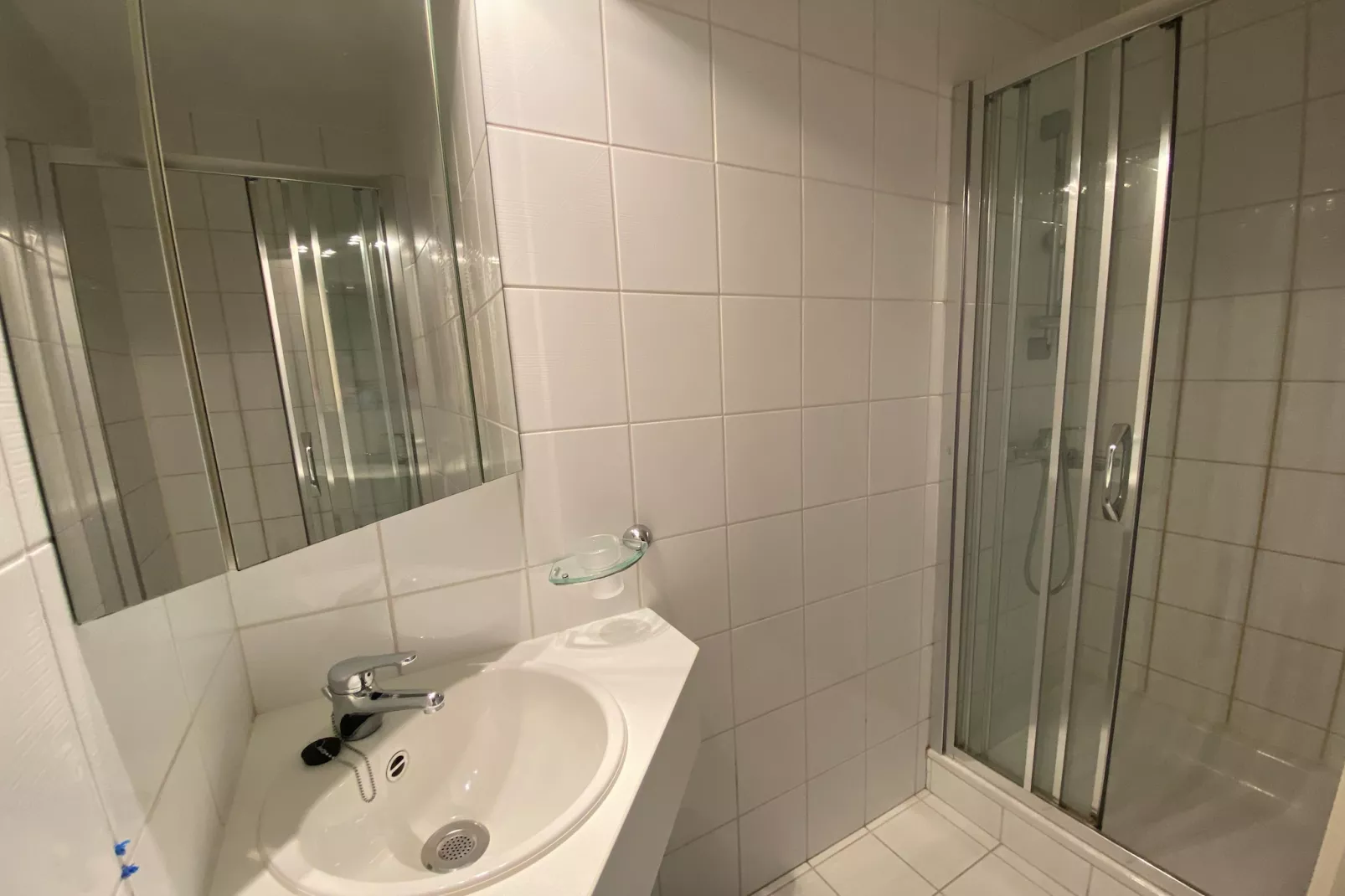 CASINO AB A0803GAR-Badkamer