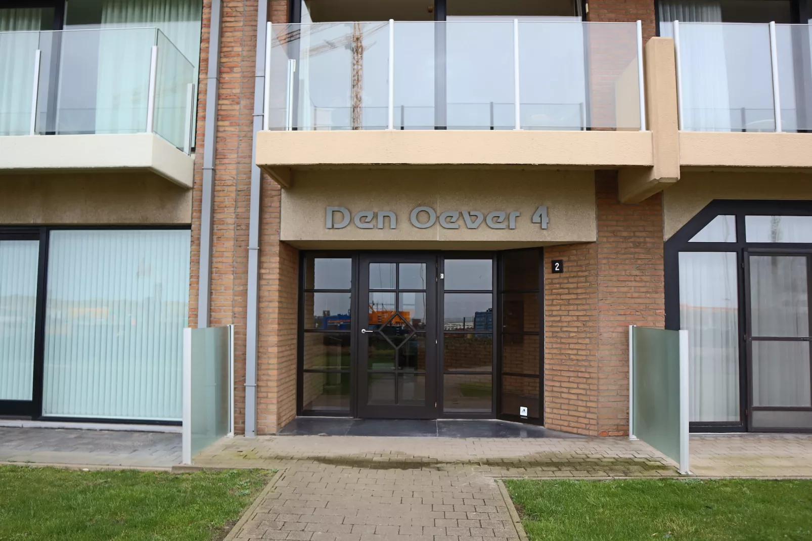 DEN OEVER IV 0101GAR-Buitenkant zomer