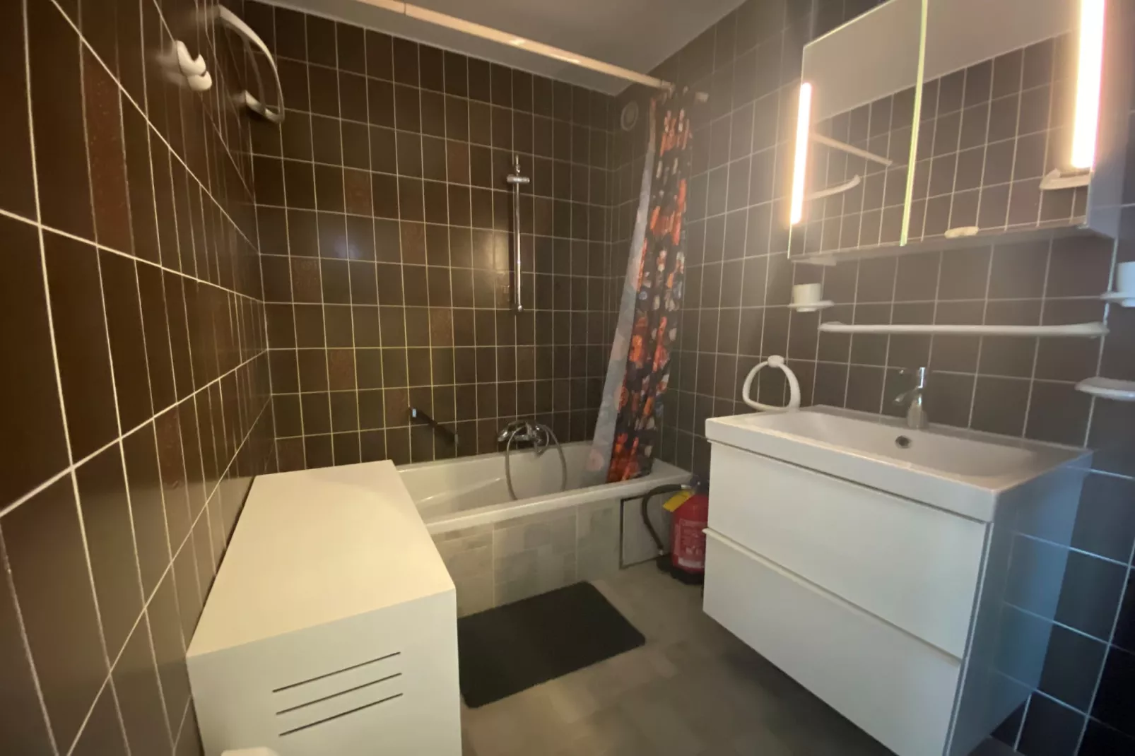 MAYA 801-Badkamer