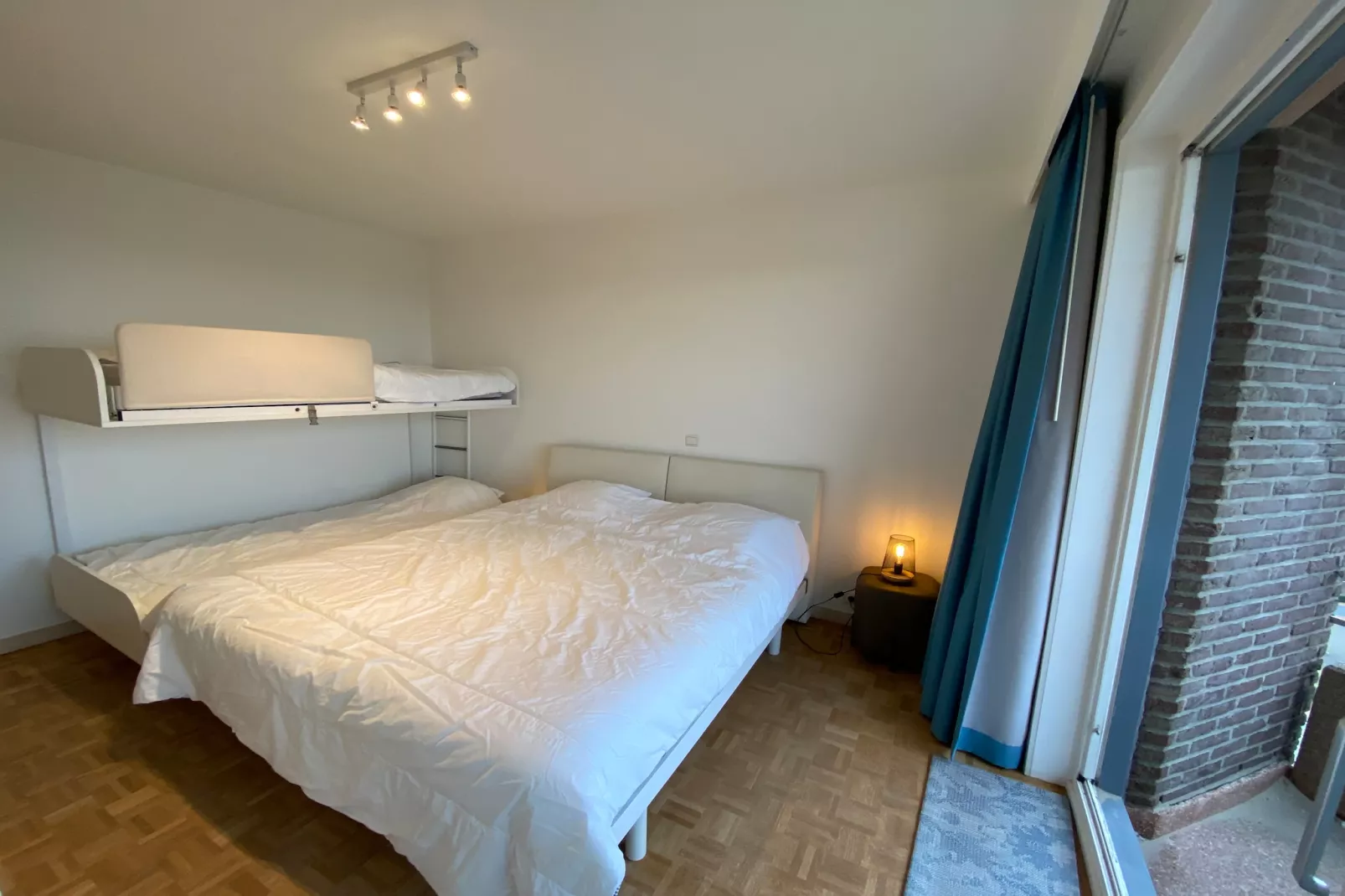 SCORPIO BI 1201GAR-Slaapkamer