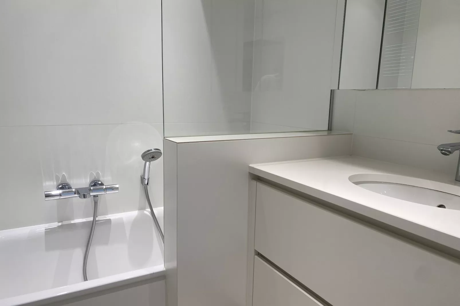 LE GRAND LARGE 701-Badkamer
