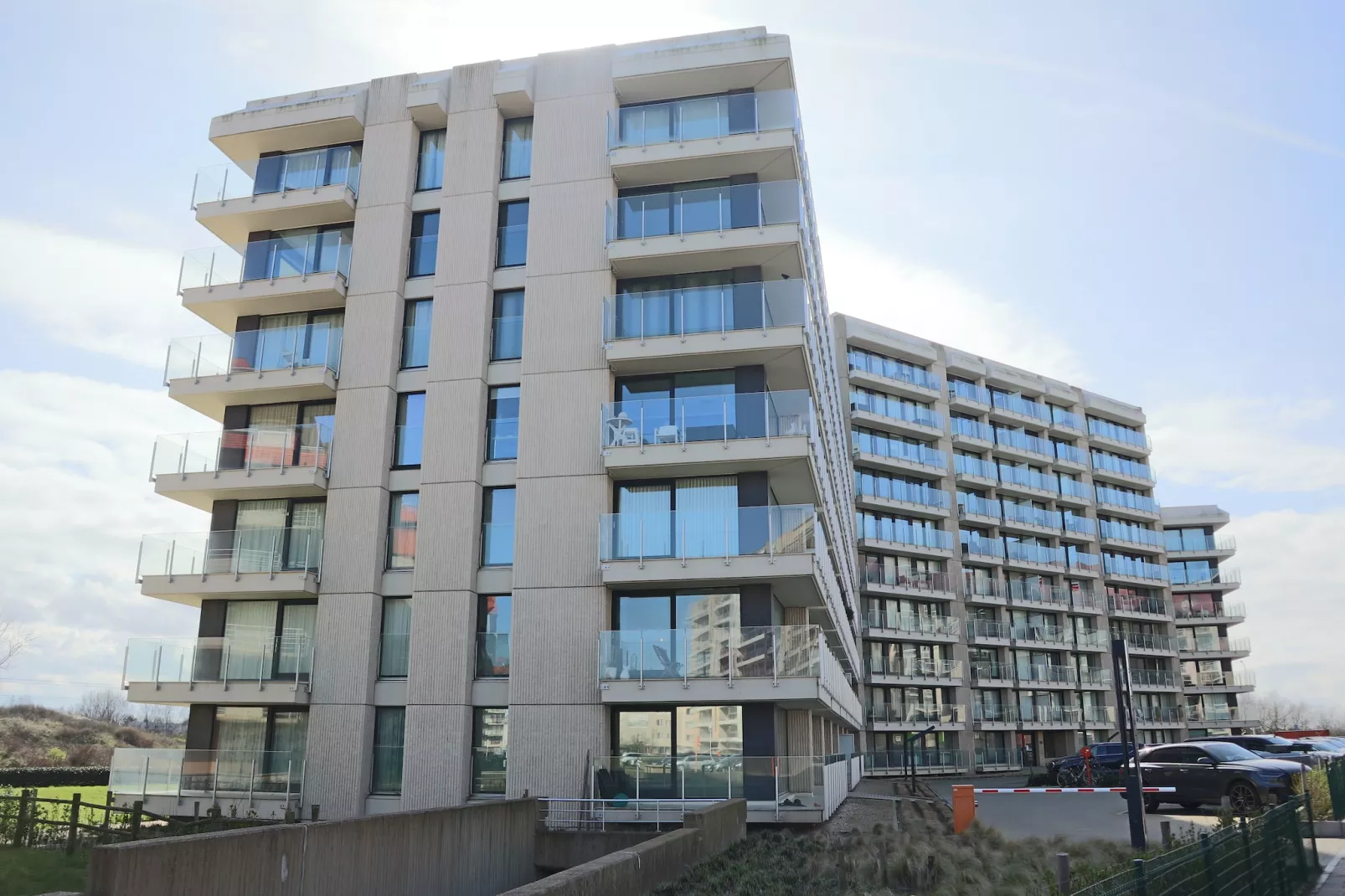 NEREIDEN E 168/0201GAR LIFT 1-Buitenkant zomer