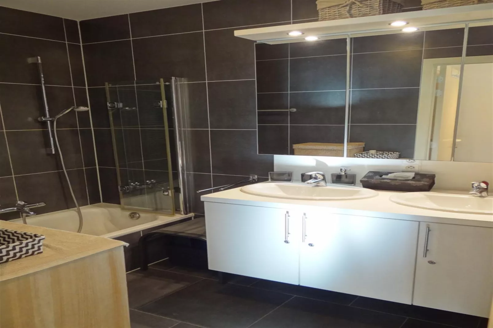 NEO PORTUS V 0001PK-Badkamer