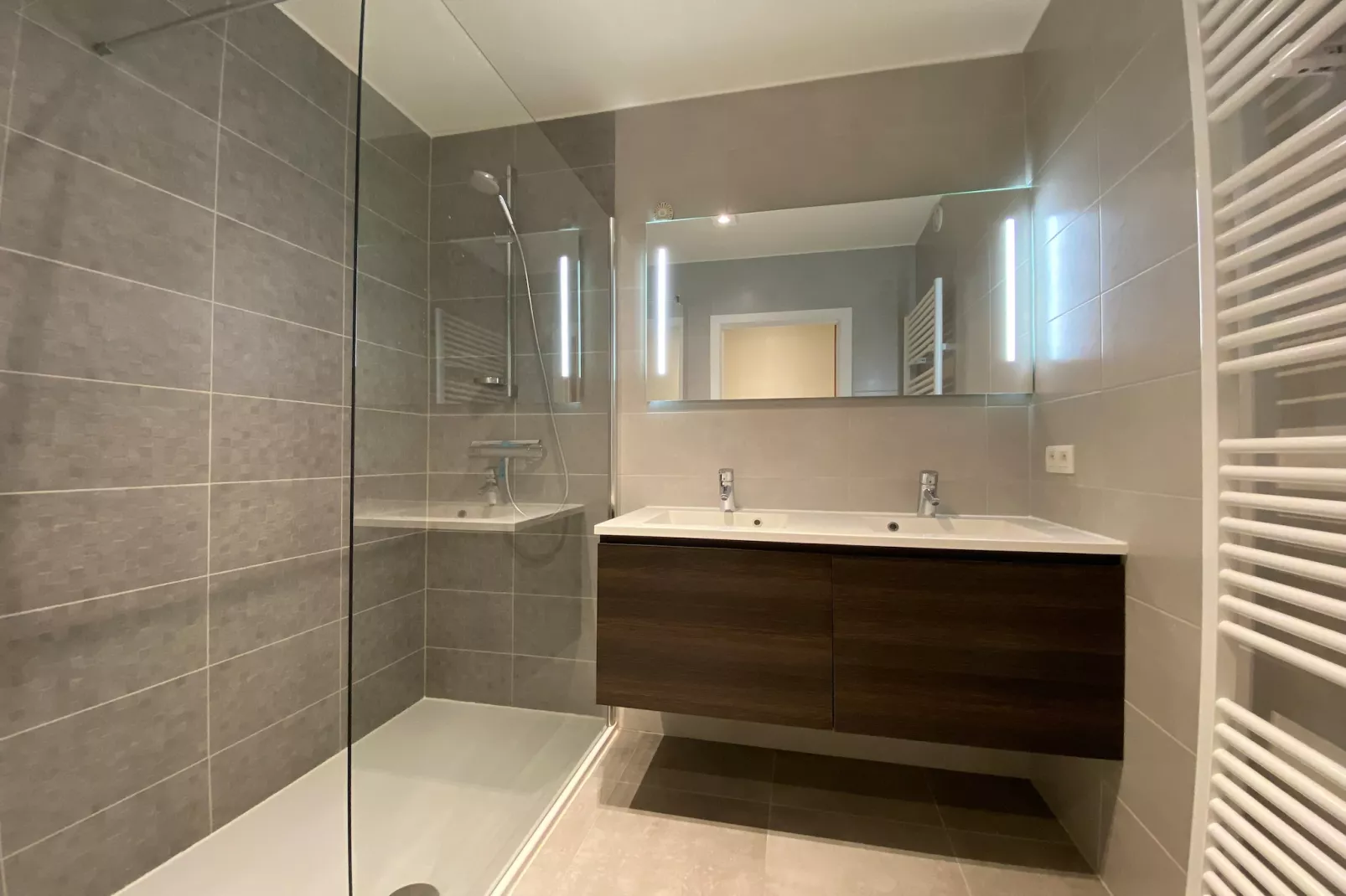 JALINA 0105PK-Badkamer