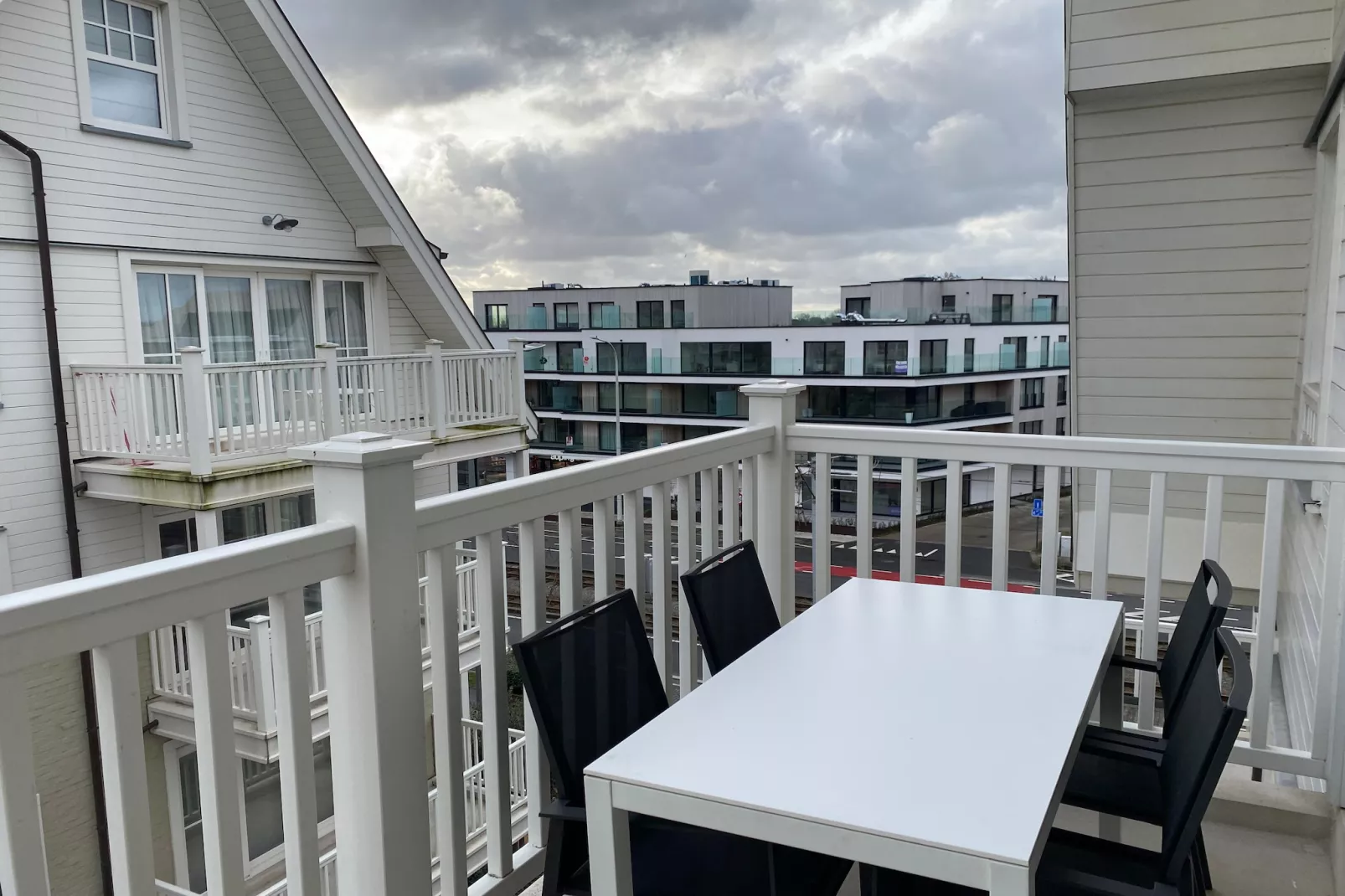 DOCKSIDE 0402GAR-Terrasbalkon