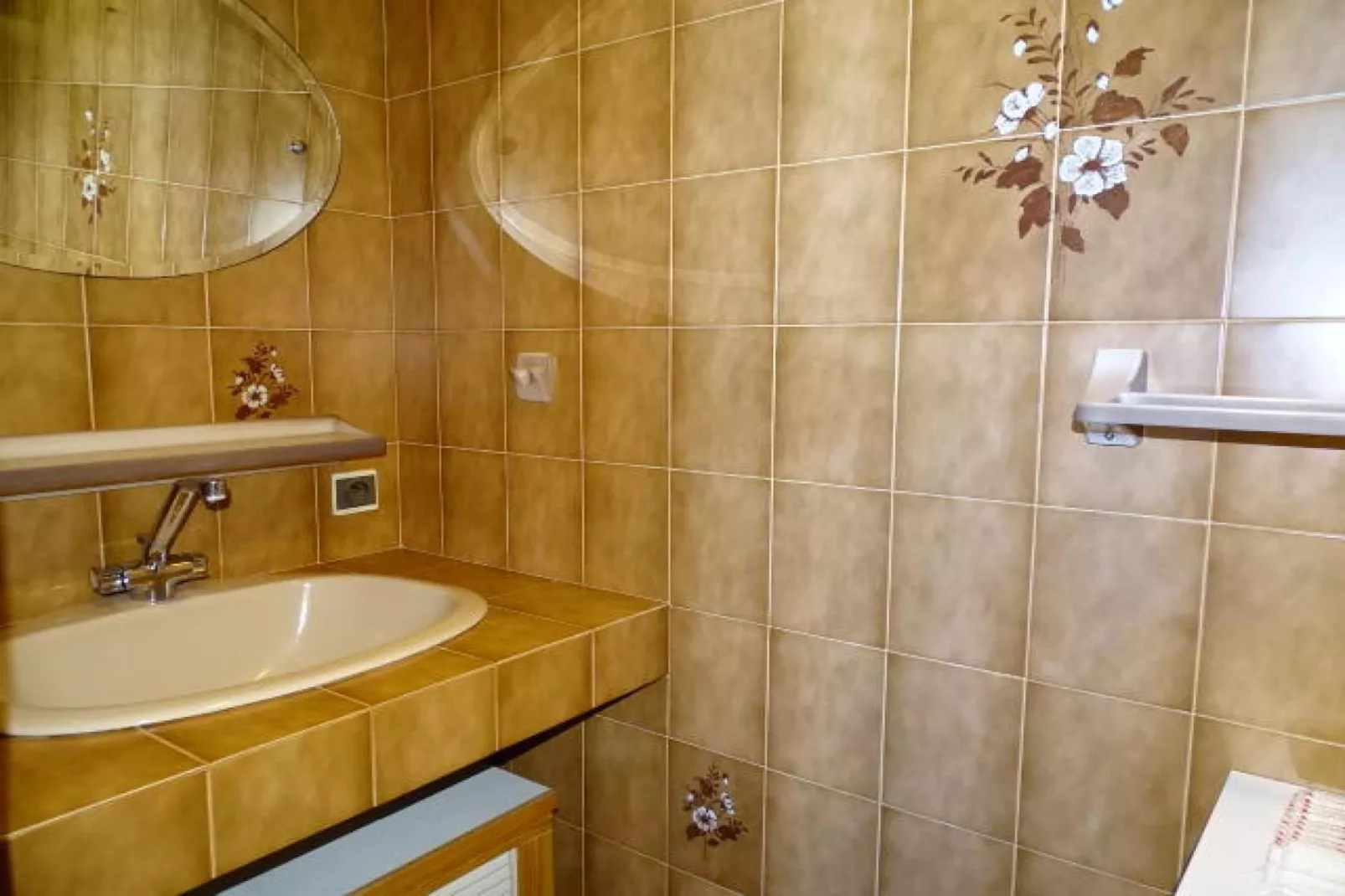 Holiday flat Quimper-Badkamer