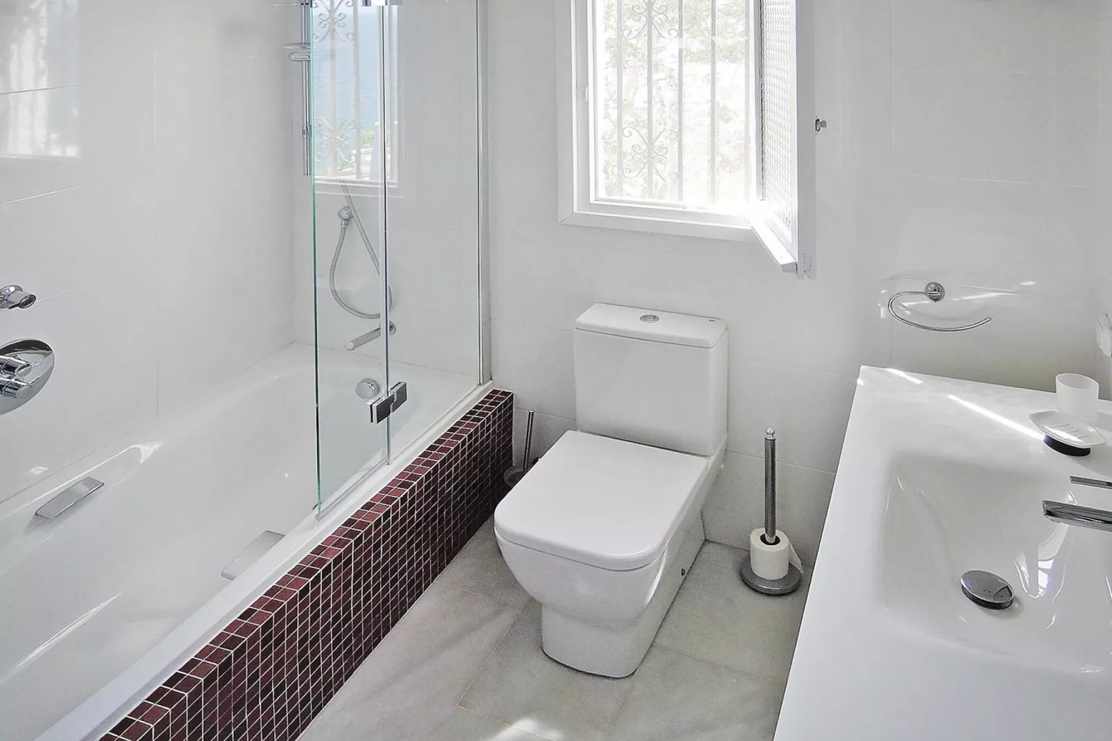 Villa Torre, Salobreña-Casa Torre-Badkamer