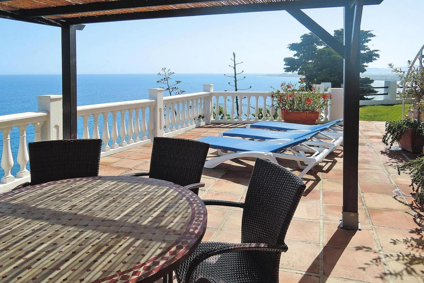 Villa Torre, Salobreña-Casa Torre-Terrasbalkon