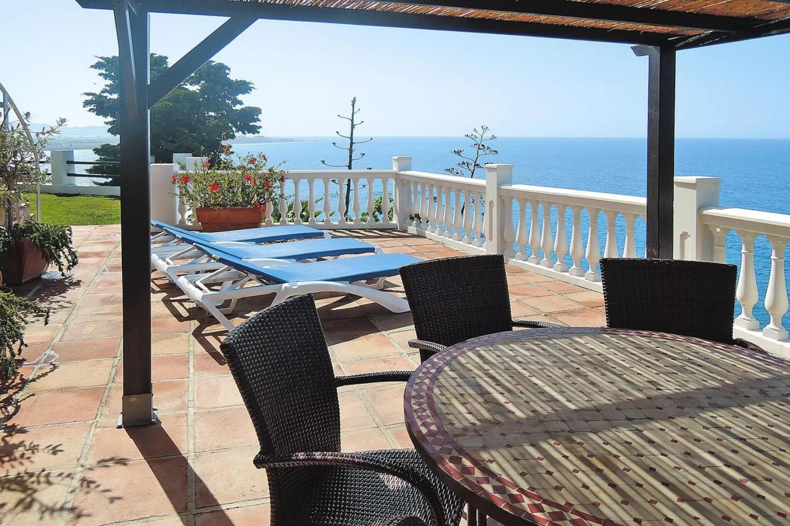 Villa Torre, Salobreña-Casa Torre-Terrasbalkon
