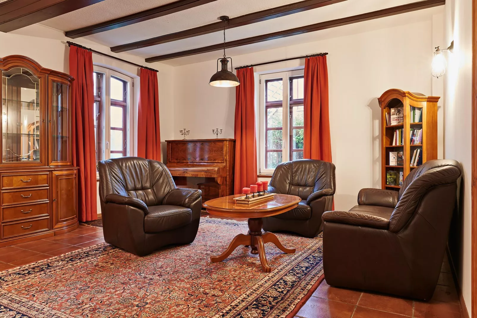 Haus Oliver 200 qm / 1-8 Personen-Woonkamer