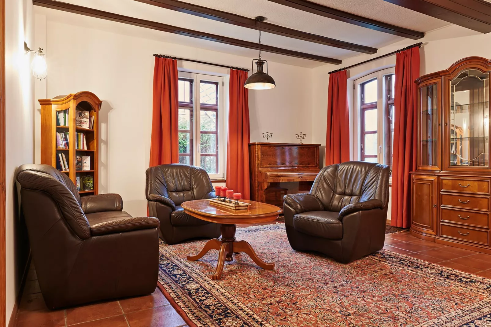 Haus Oliver 200 qm / 1-8 Personen-Woonkamer