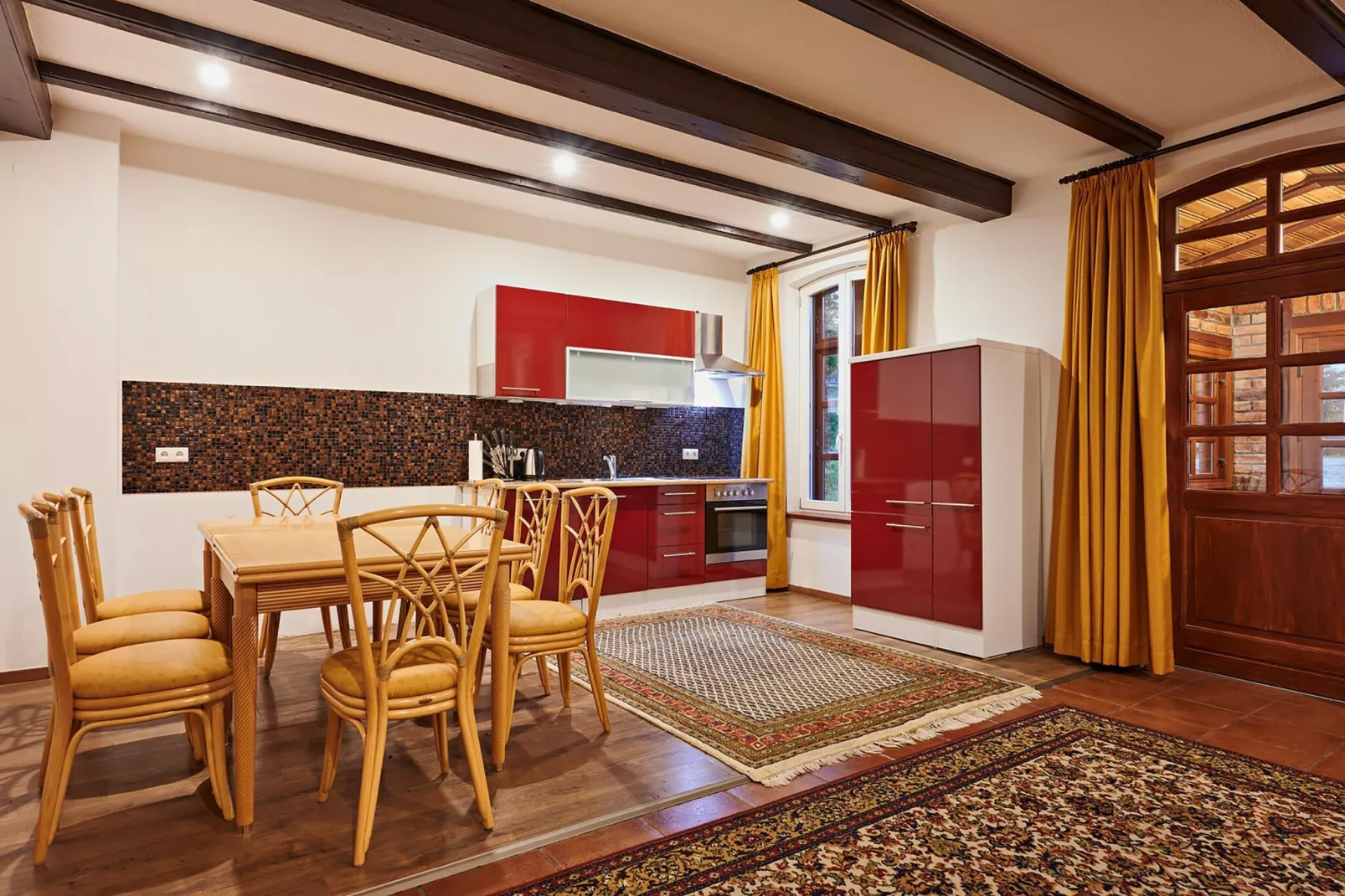 Haus Oliver 200 qm / 1-8 Personen-Eetkamer