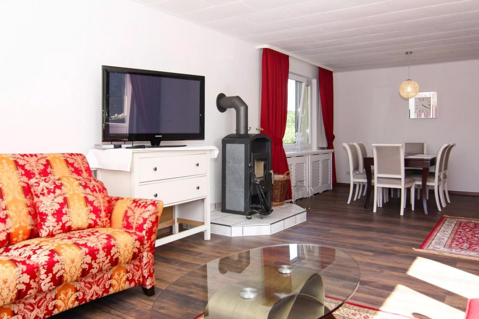 Ferienhaus Yvonne 100 qm-Woonkamer